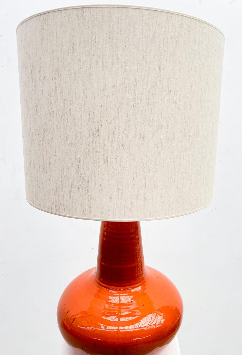 Belgian Mid-Century Modern Red/Orange Ceramic Table Lamp, Belgium, 1960s For Sale