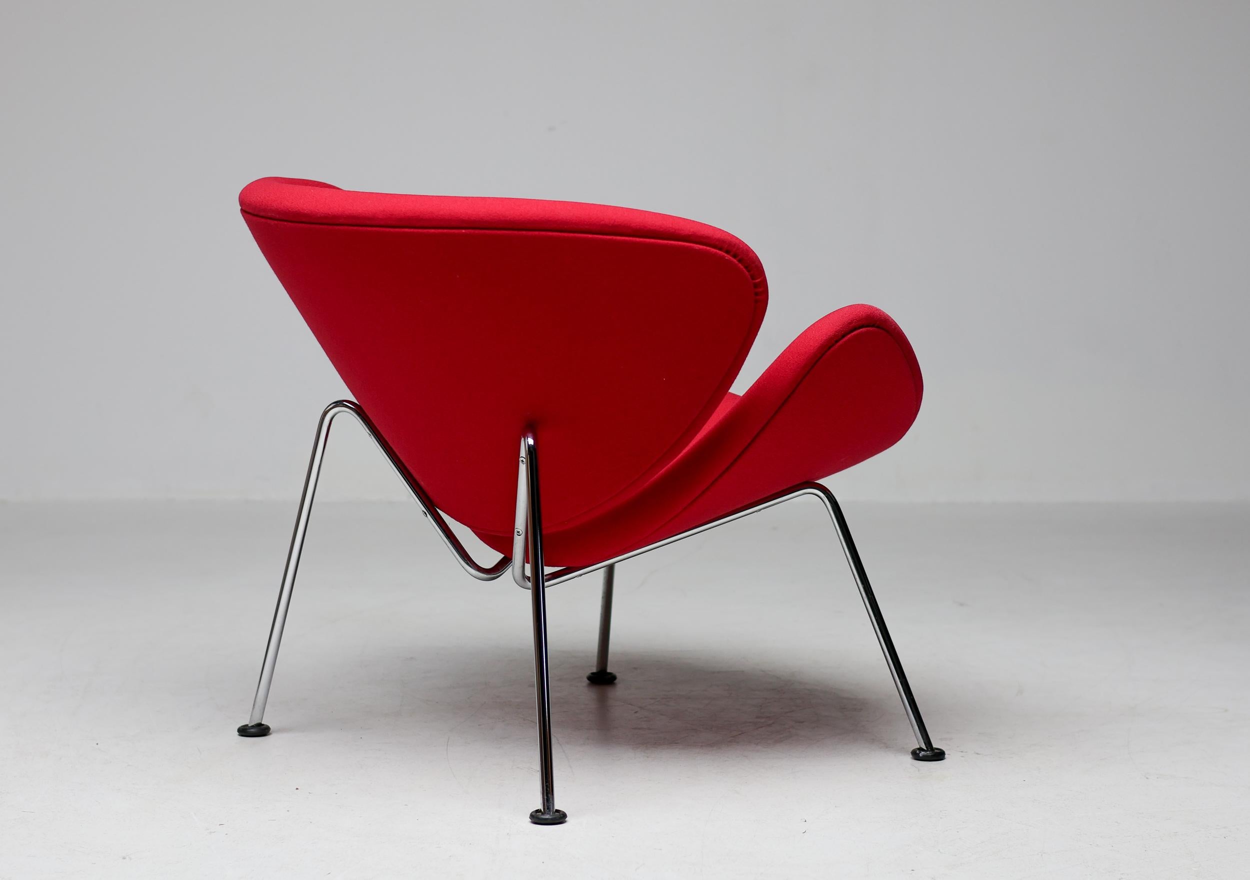 Mid Century Modern Red Orange Slice Chair by Pierre Paulin For Sale 3