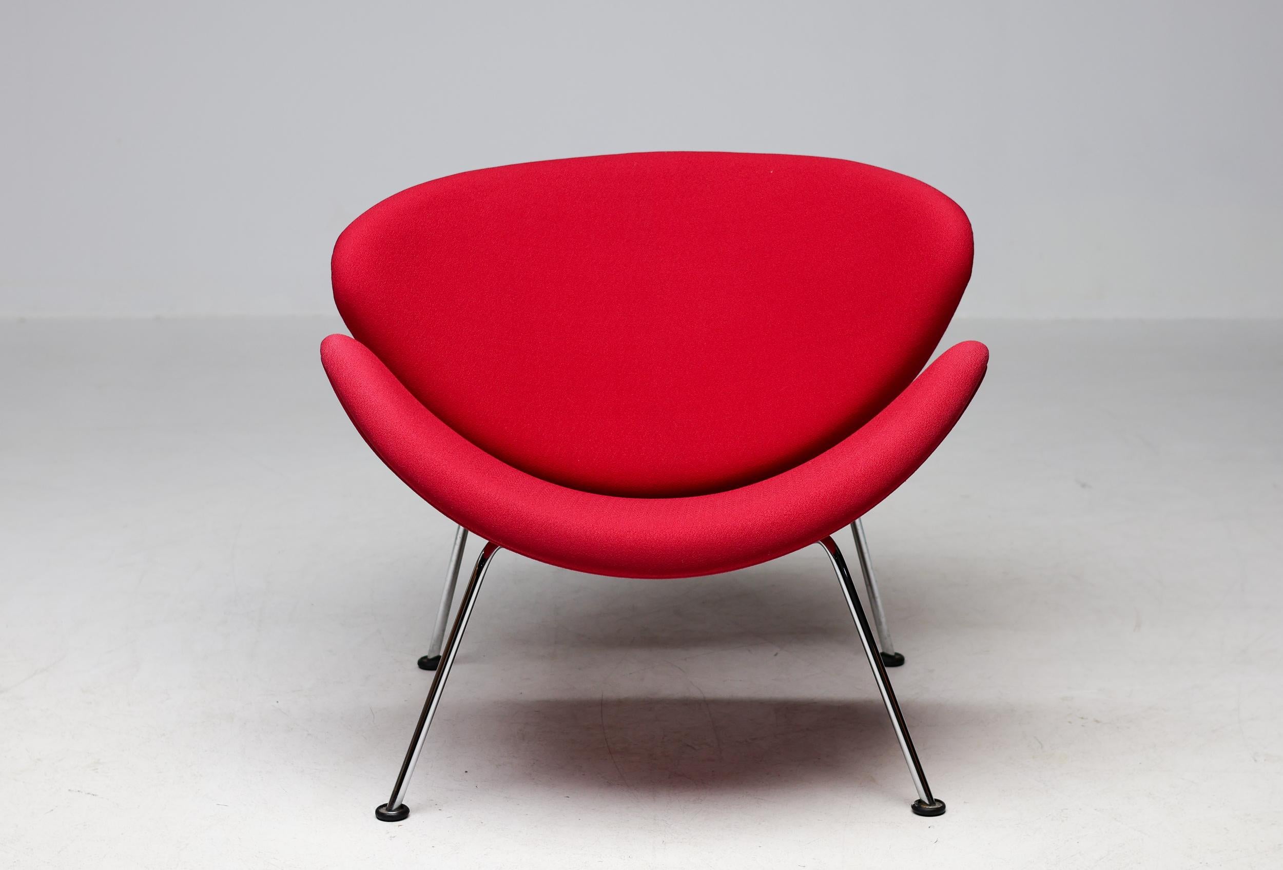 Mid Century Modern Red Orange Slice Chair by Pierre Paulin For Sale 5