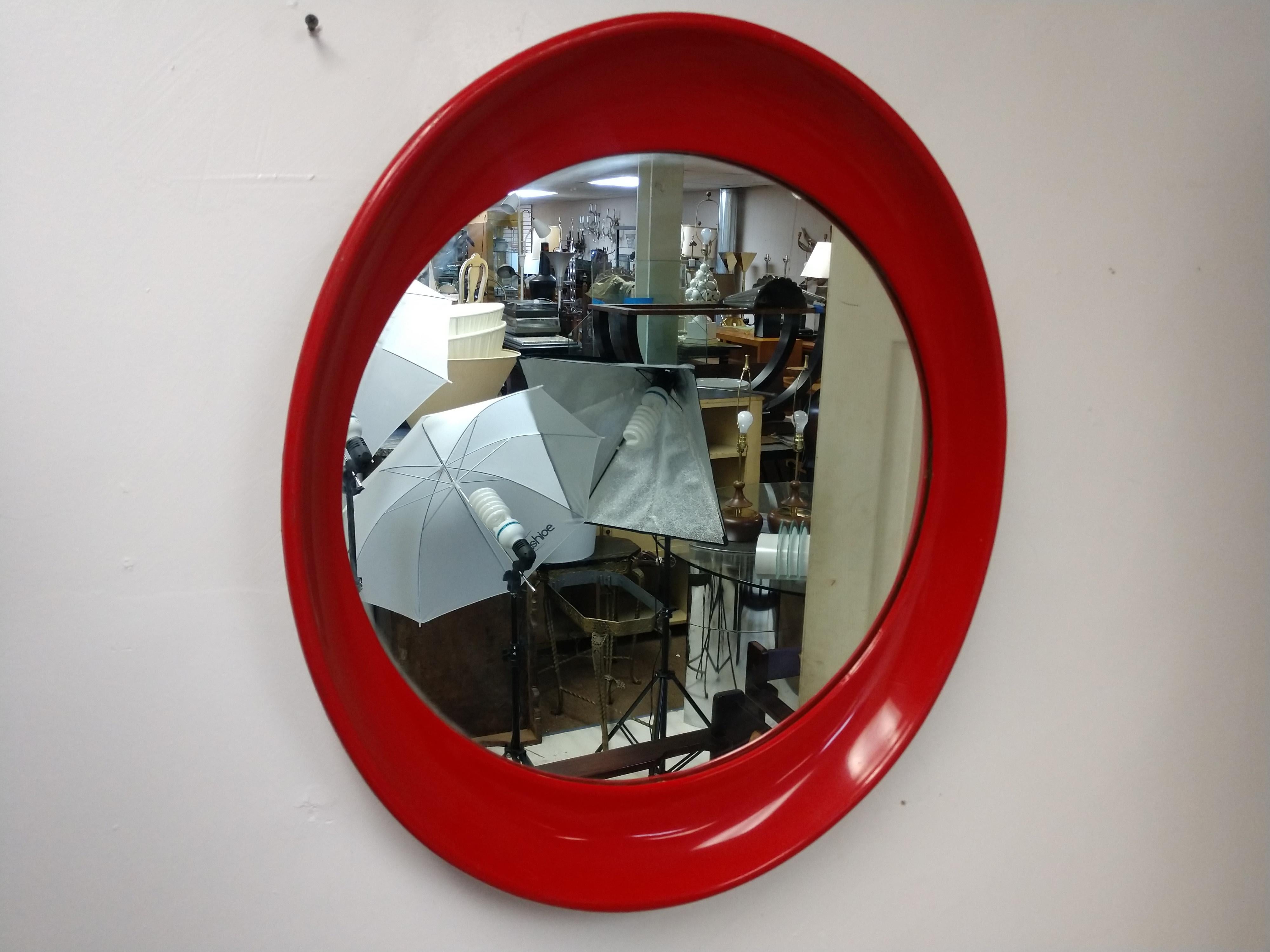 Mid-Century Modern Red Plastic Elliptical Mirror Joe Colombo In Good Condition In Port Jervis, NY