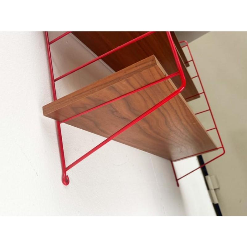 Scaffale moderno di metà secolo in teak in stile Red String, anni '60 in vendita 3