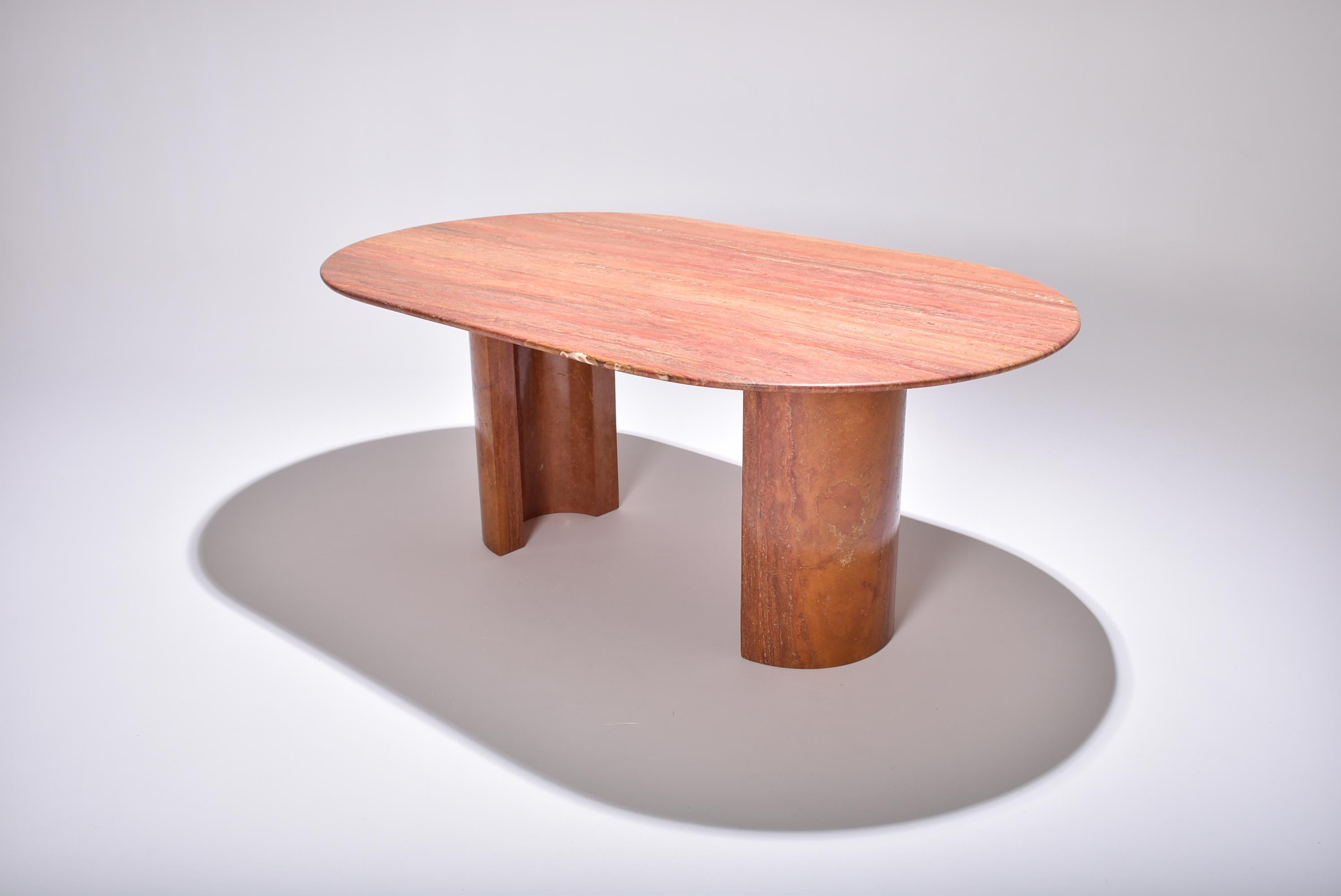 Mid-Century Modern Red Travertine Dining Room Table, Italy, 1970 2