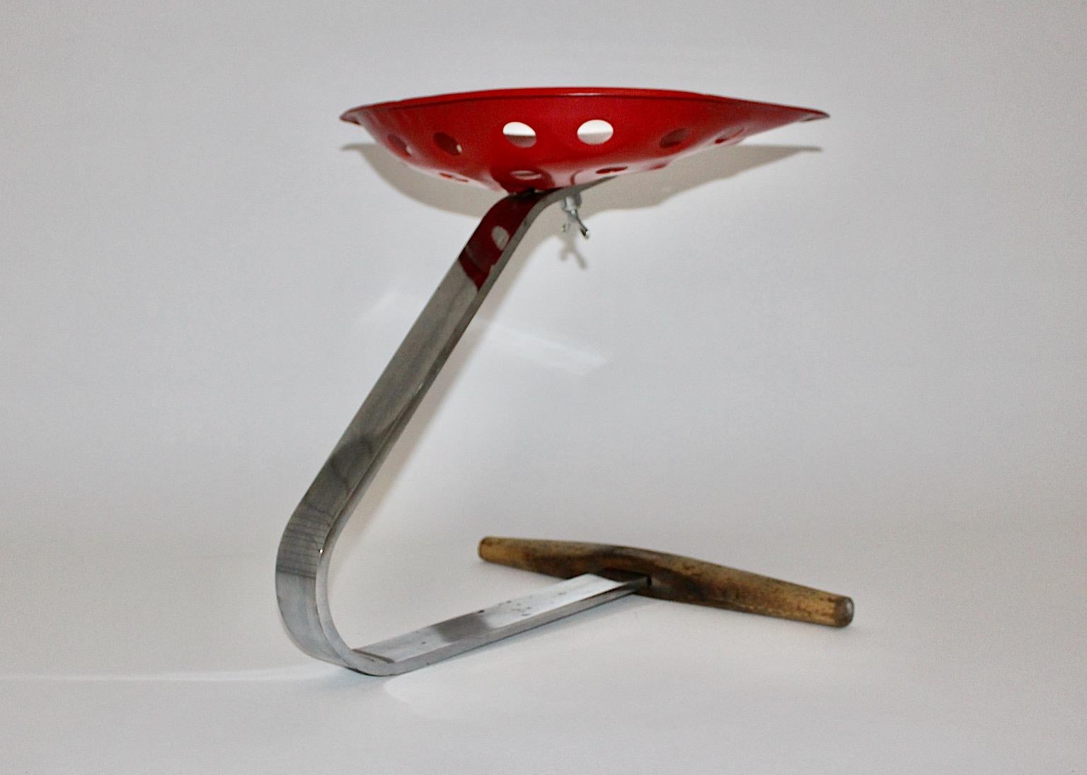 Modern Red Vintage Stool Mezzadro Achille & Pier Giacomo Castiglioni , 1950s For Sale 3