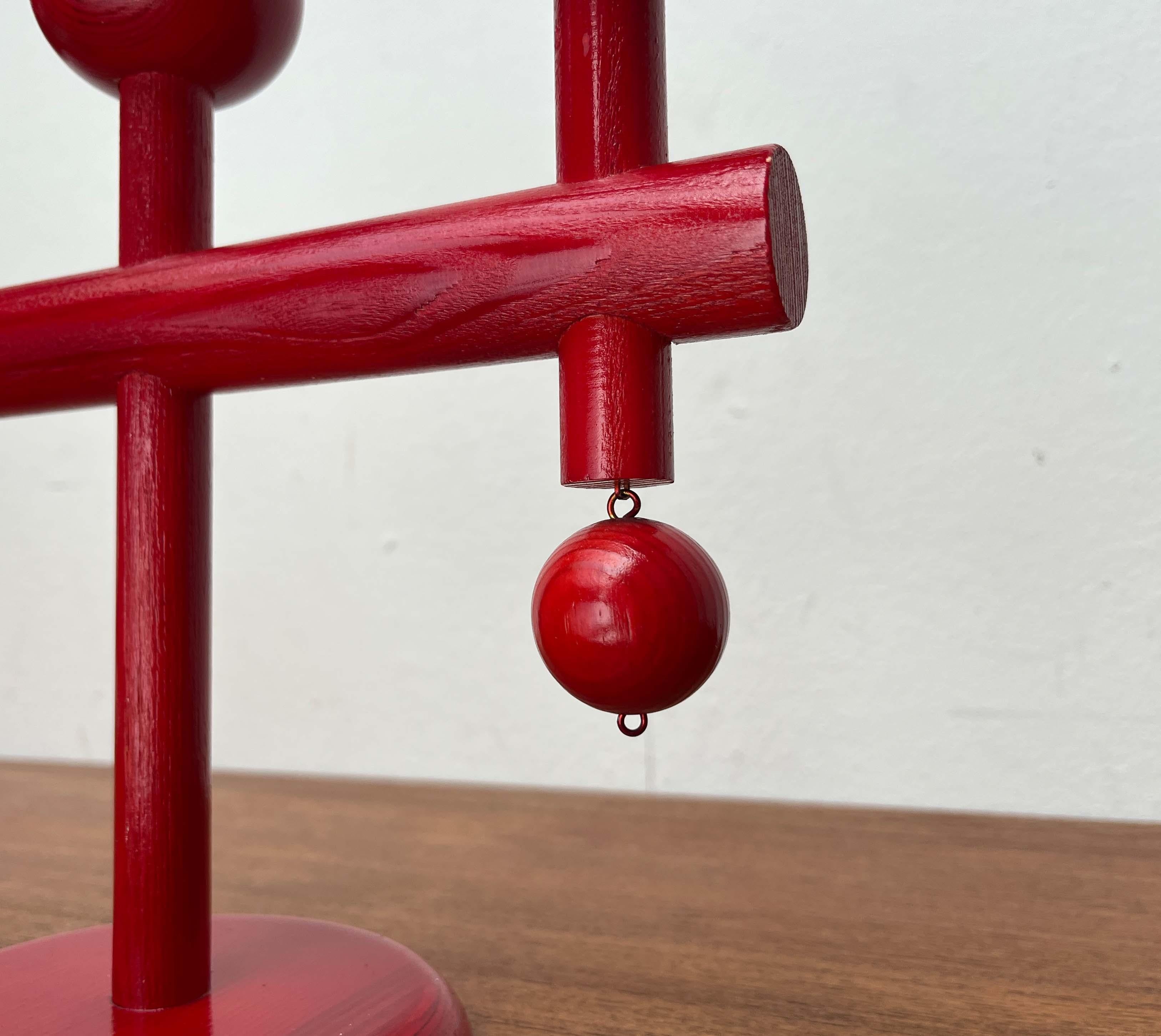 Moderner roter Holz-Kerzenständer aus der Jahrhundertmitte von Aarikka, Finnland, 1960er Jahre im Angebot 9
