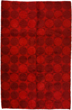 Alfombra de lana roja moderna de mediados de siglo