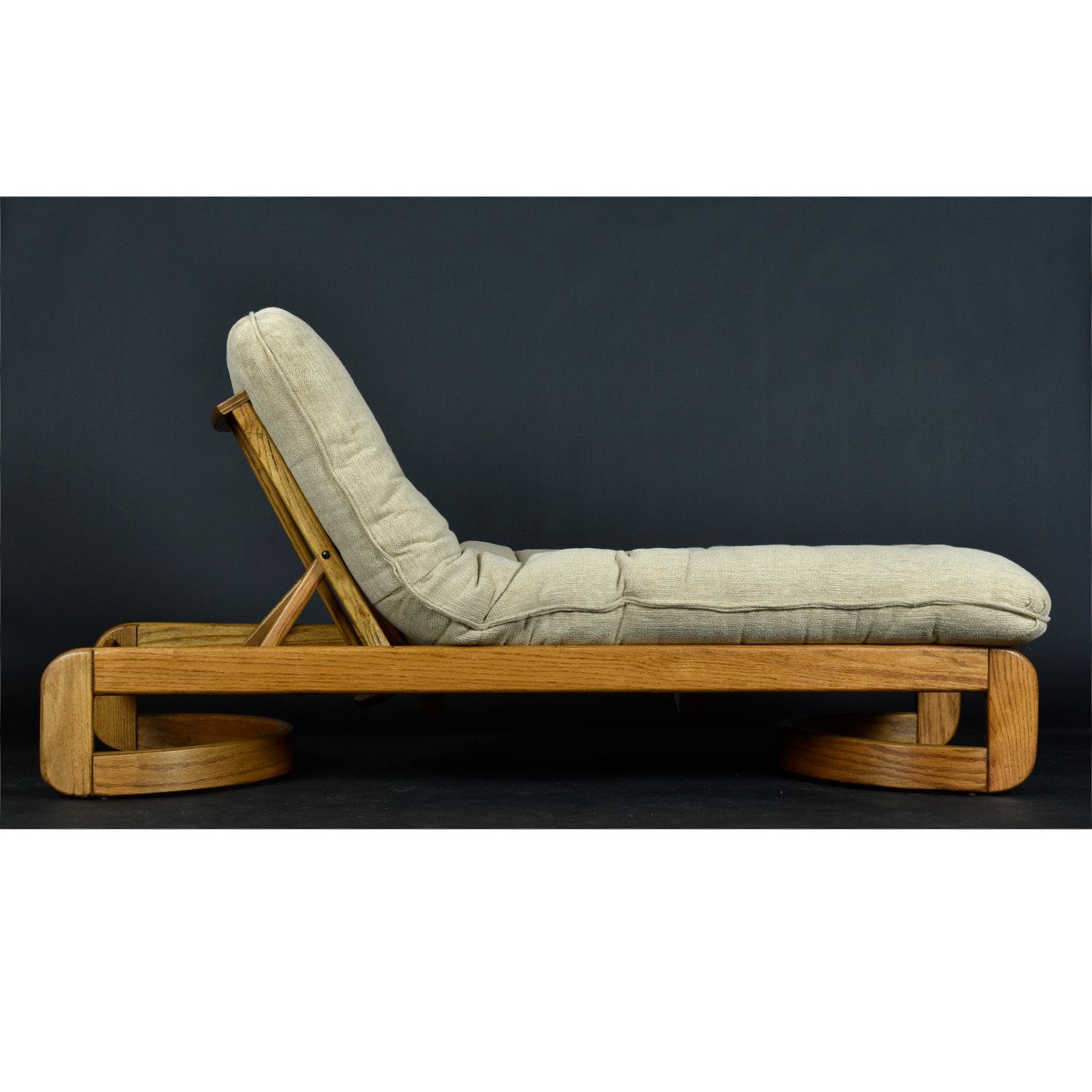 American Mid-Century Modern Restored Adjustable Oak Chaise Lounge Daybed by Howard MFG