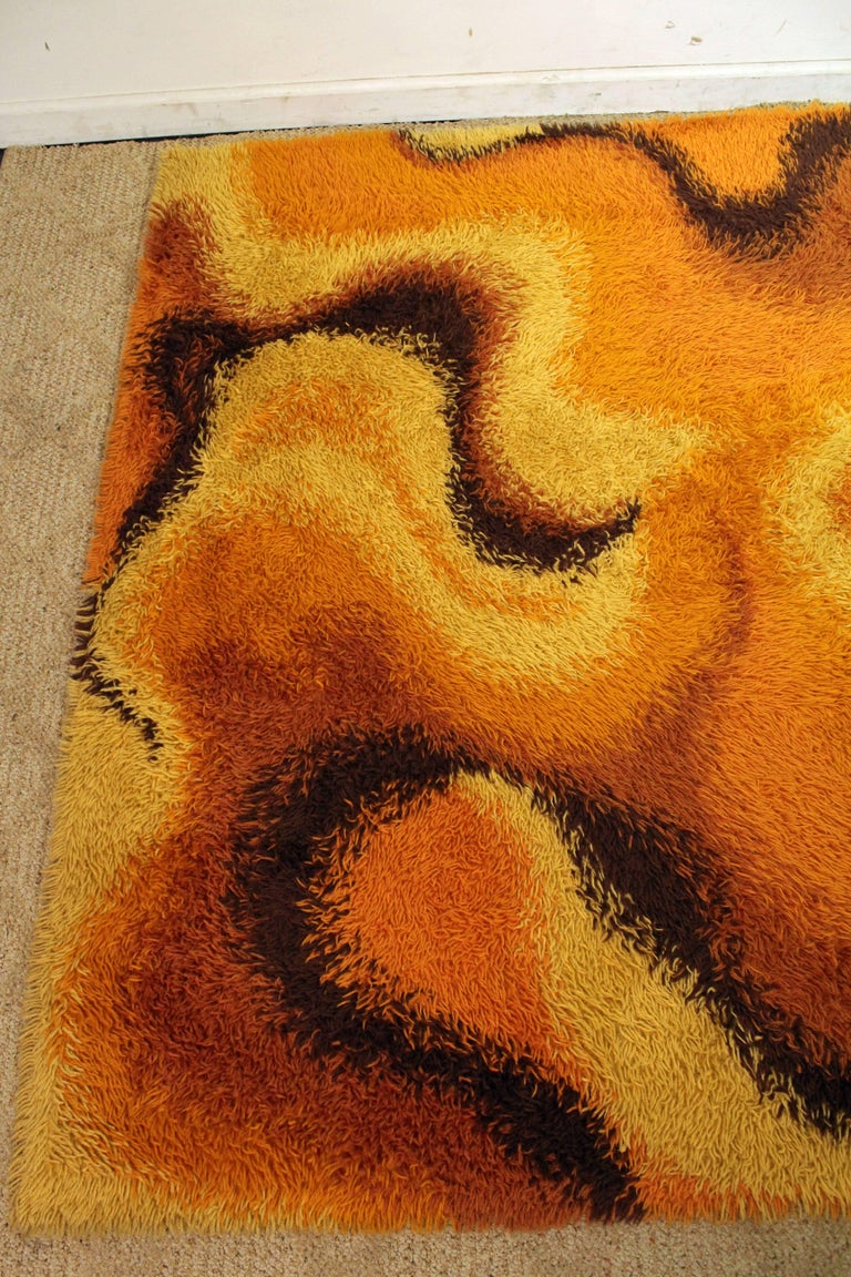 MidCentury Modern Retro Orange Shag Rug at 1stDibs