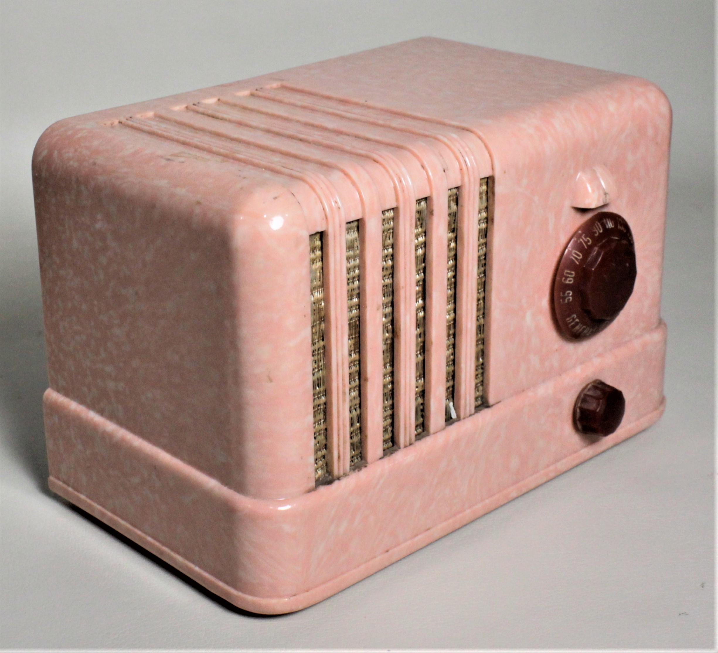 Canadian Mid-Century Modern Retro Pink General Electric Model C400 Tube Table Radio