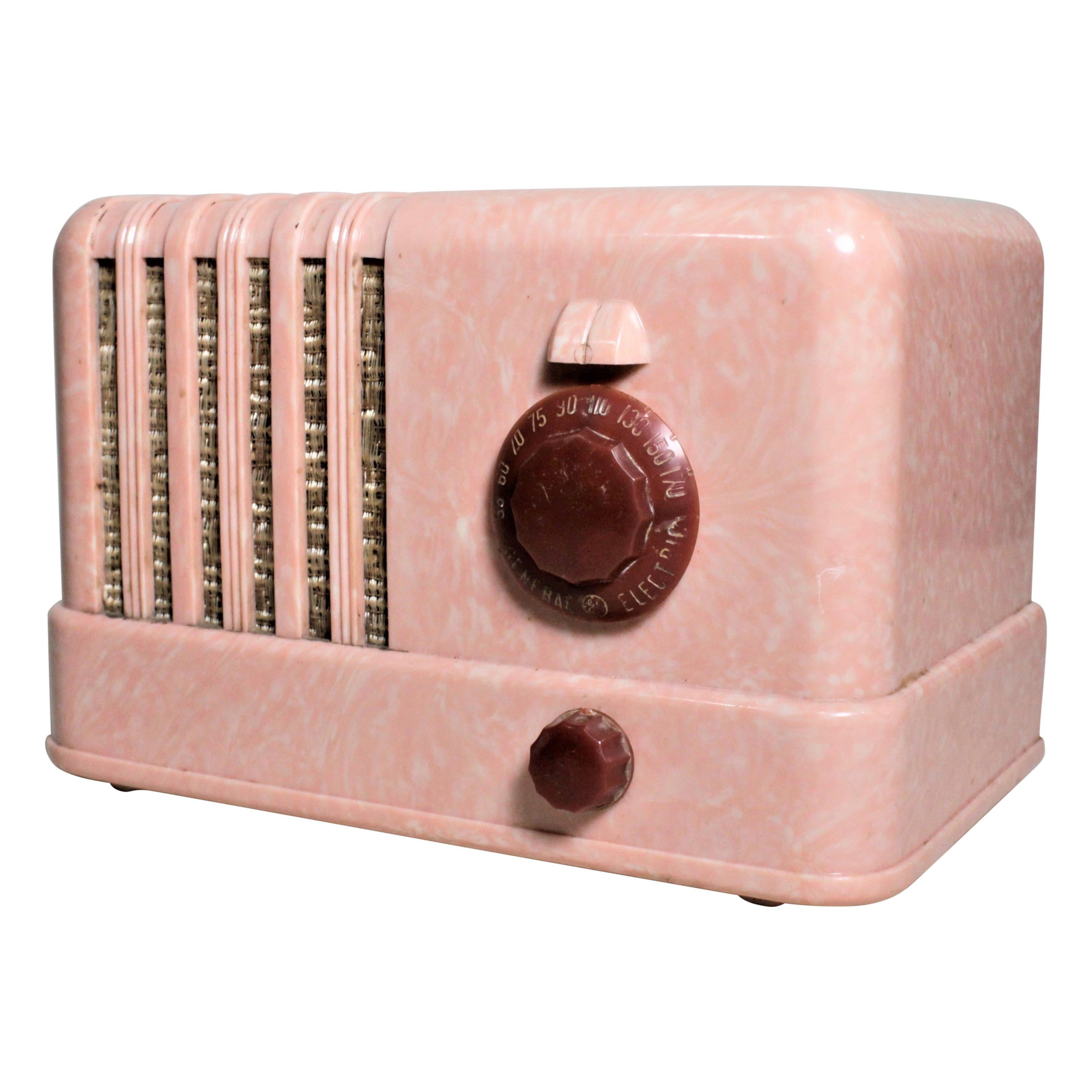 Mid-Century Modern Retro Pink General Electric Model C400 Tube Table Radio