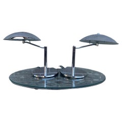Paire de lampes de table en forme de soucoupe volante en métal chromé, de style moderne du milieu du siècle.