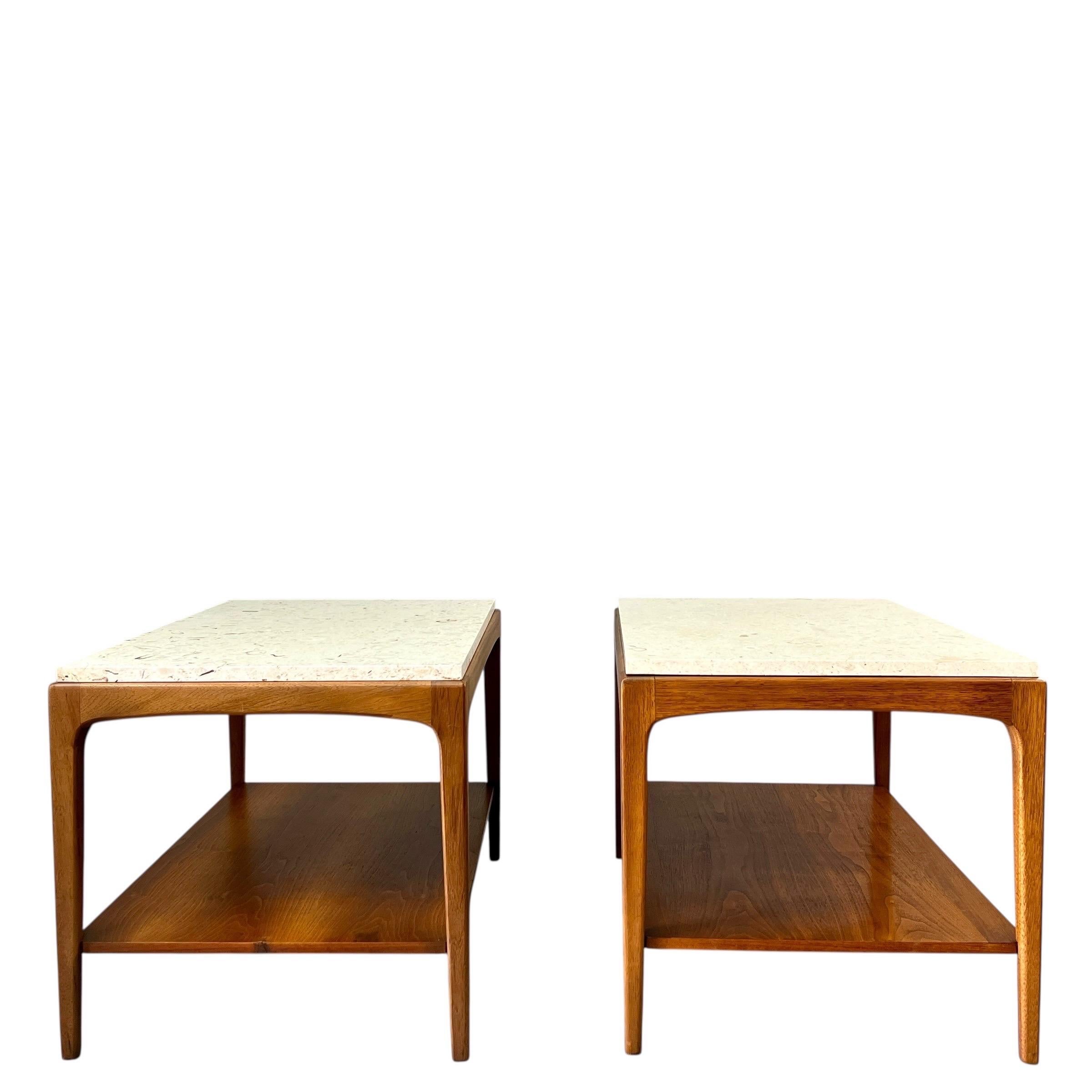 Superbe ensemble de tables d'appoint vintage par Lane