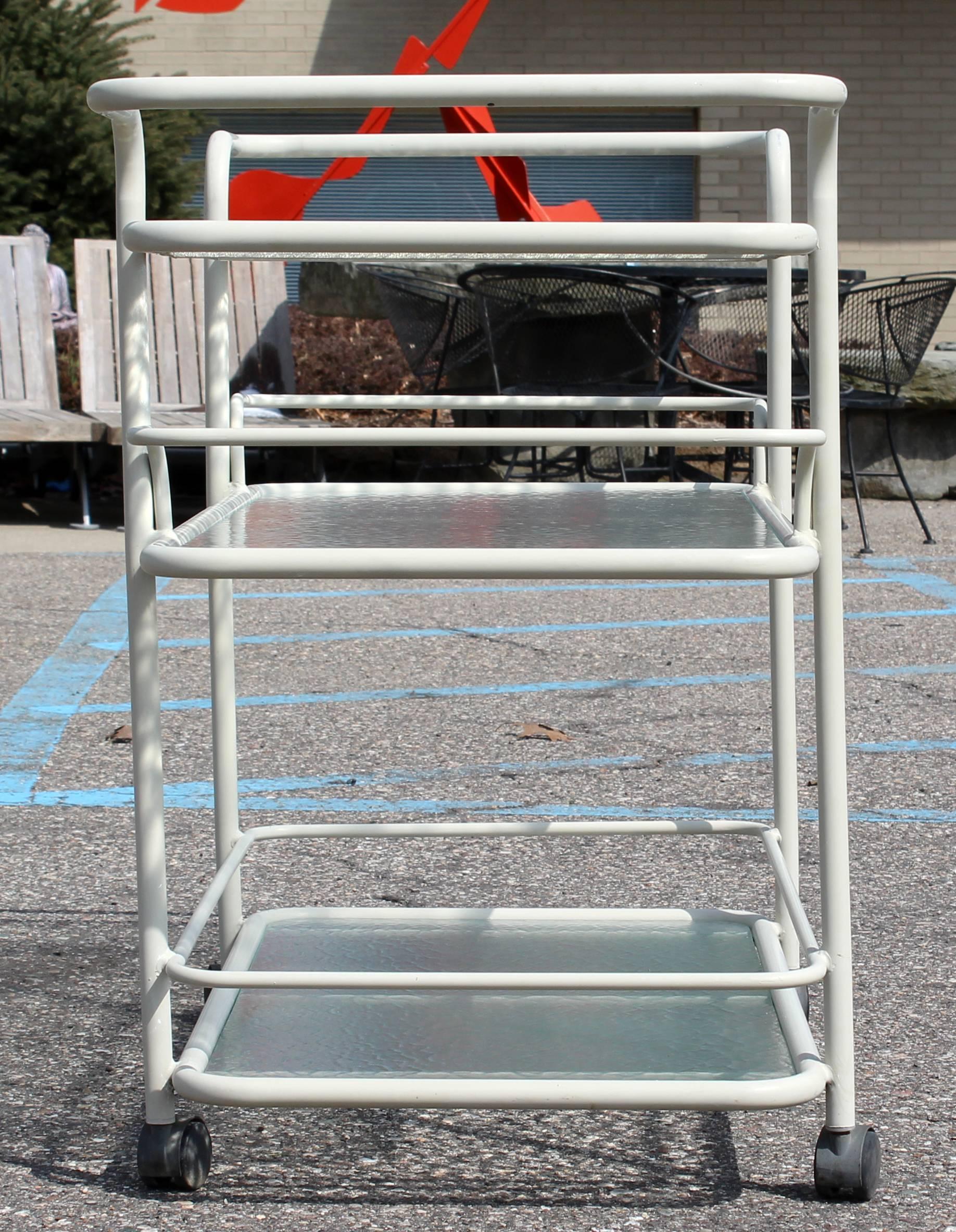 Aluminium Richard Frinier Brown Jordan Chariot de bar à thé pour patio:: à trois niveaux:: de style moderne du milieu du siècle