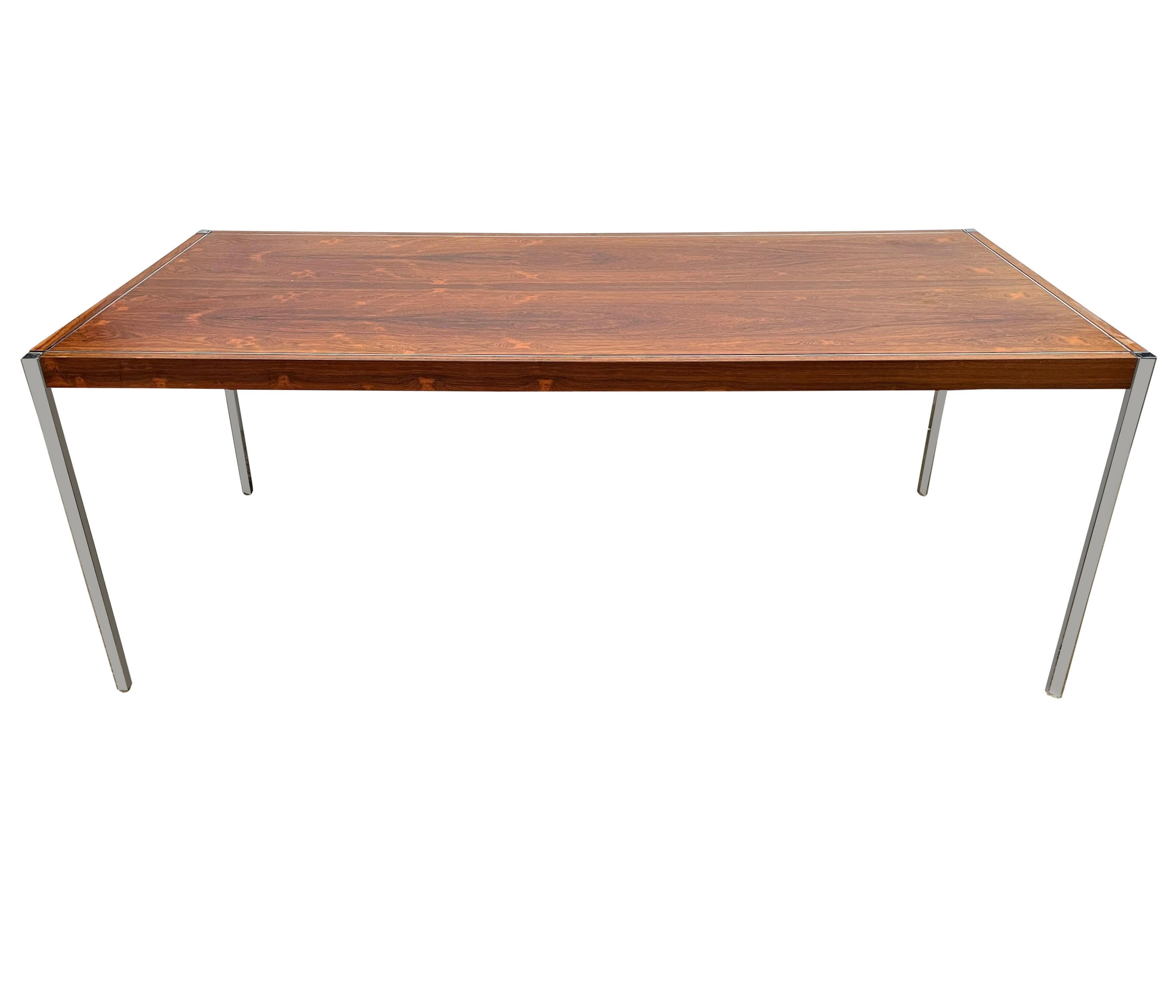 Mid-Century Modern Richard Schultz Dining Table or Desk in Rosewood for Knoll In Good Condition In Philadelphia, PA