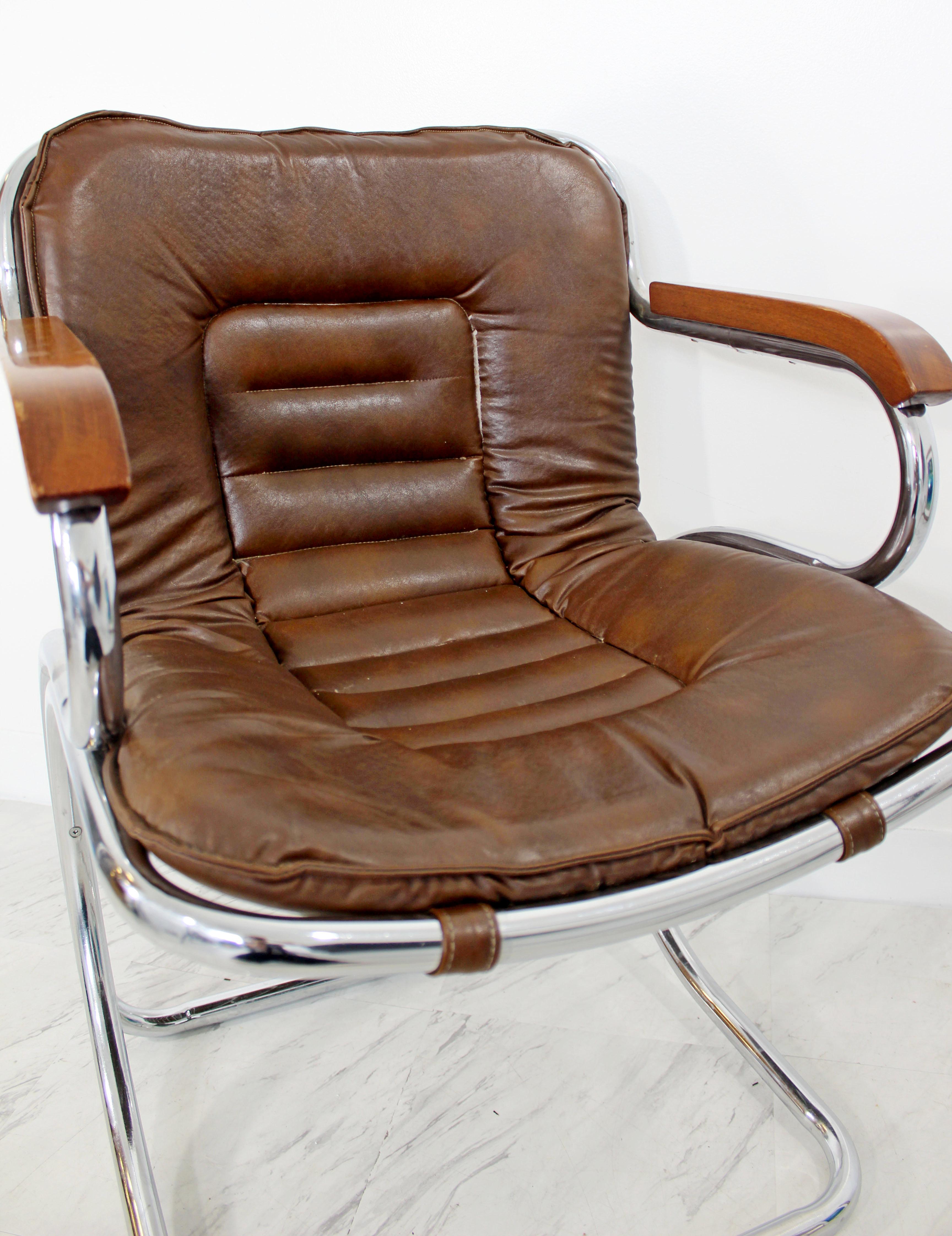 Mid-Century Modern Rinaldi Tubular Chrome Base Dinette Table & Four Chairs 7