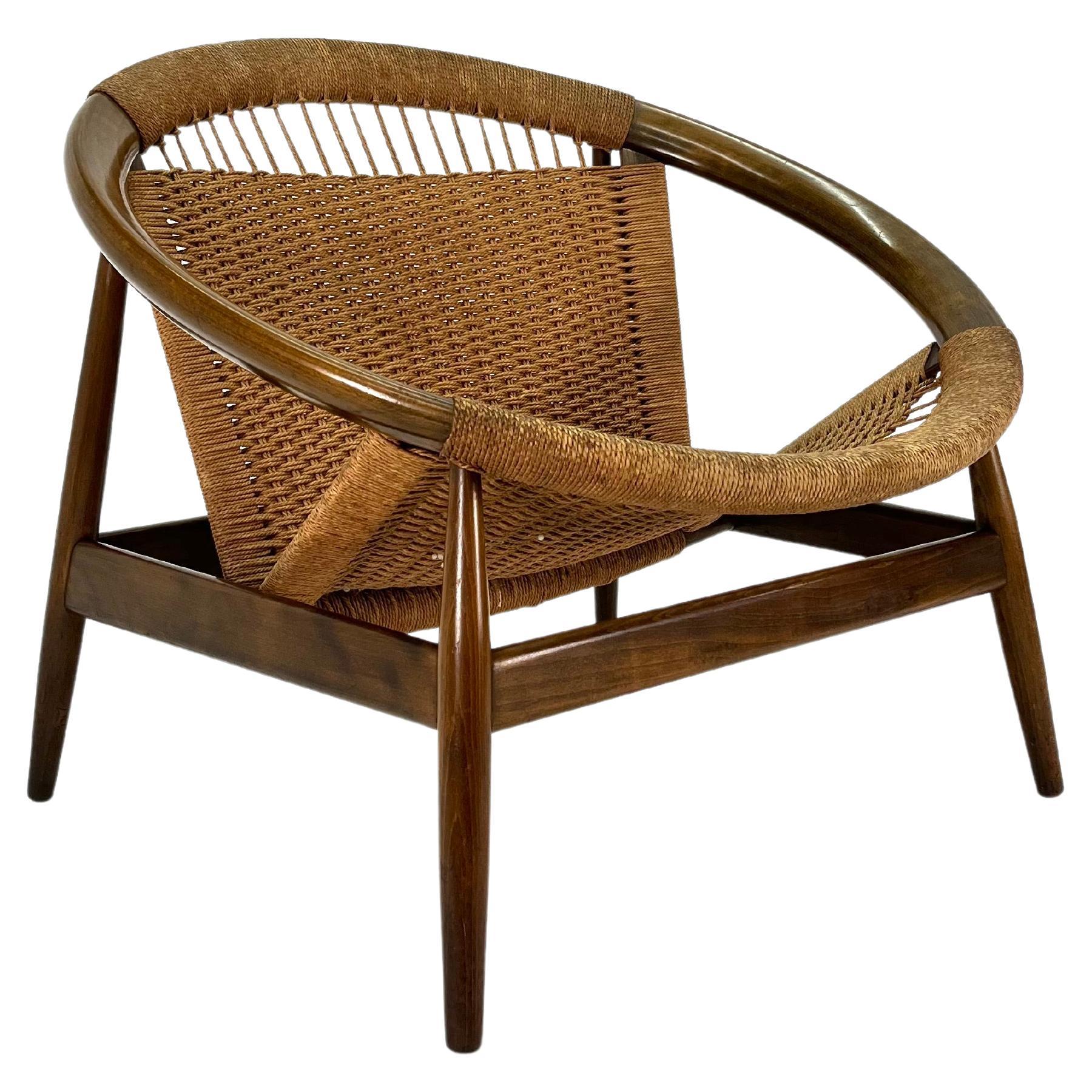 Mid-Century Modern Ringstol Lounge Chair by Illum Wikkelsø en vente