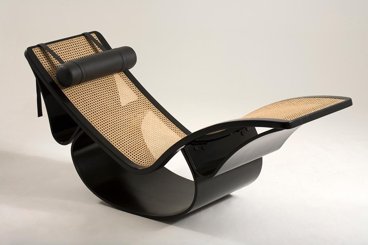 Mid-Century Modern Rio rocking chaise lounge by Brazilian Designers Oscar Niemeyer and Anna Maria Niemeyer, 1970s

The celebrated architect Oscar Niemeyer, best known for his design of civic buildings for Brasília, Brazil's capital, is lauded as