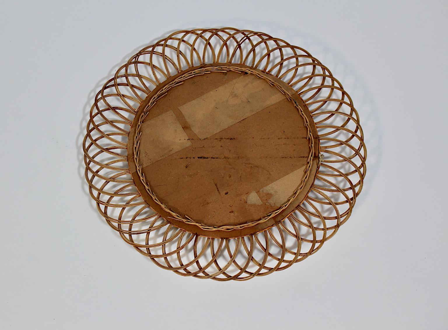 Mid Century Modern Riviera Style Organic Circular Willow Wall Mirror 1960s  For Sale 2