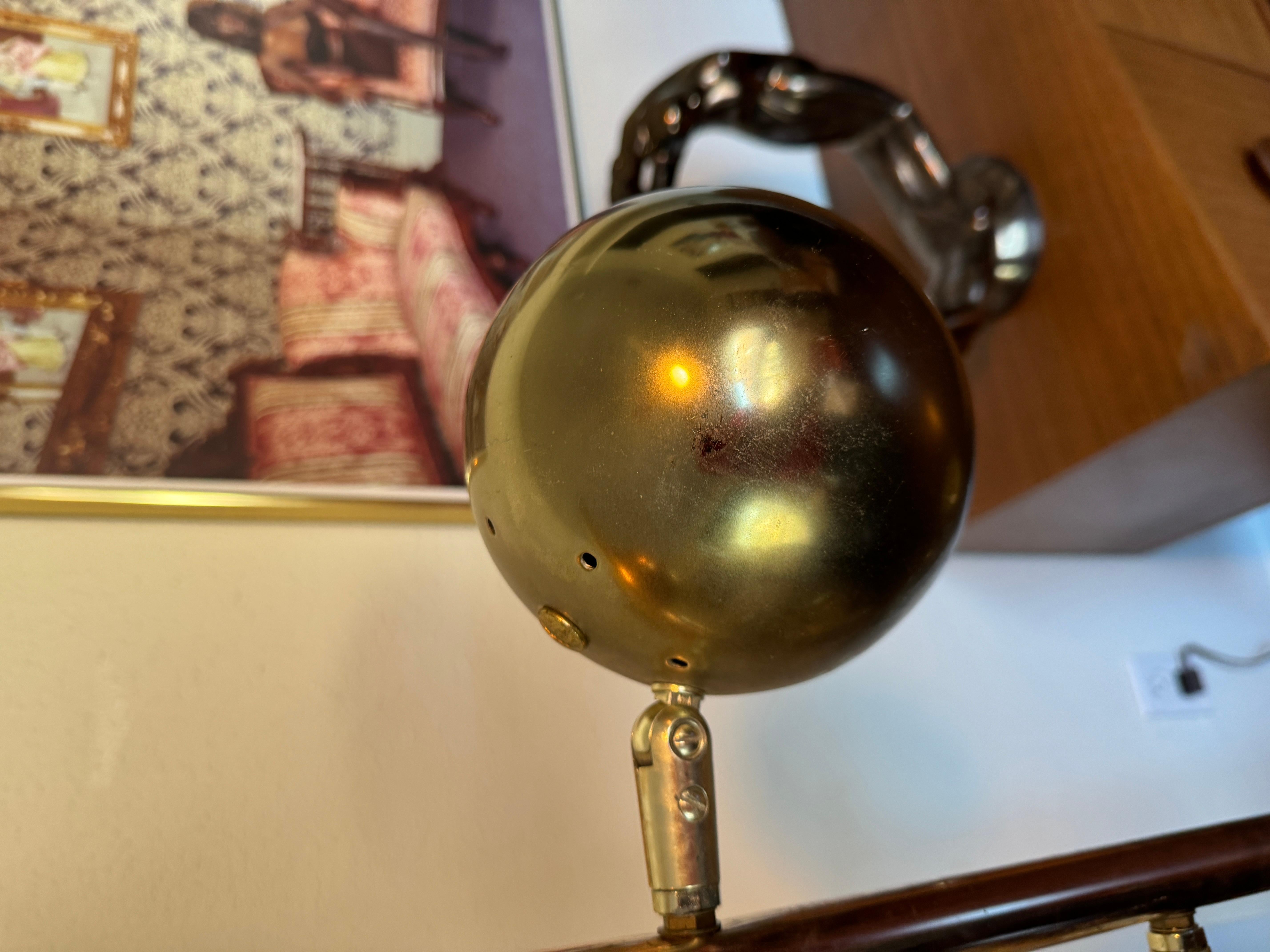 Unknown  Mid century modern Robert Sonneman style 3 globe brass floor lamp, circa 1960s For Sale