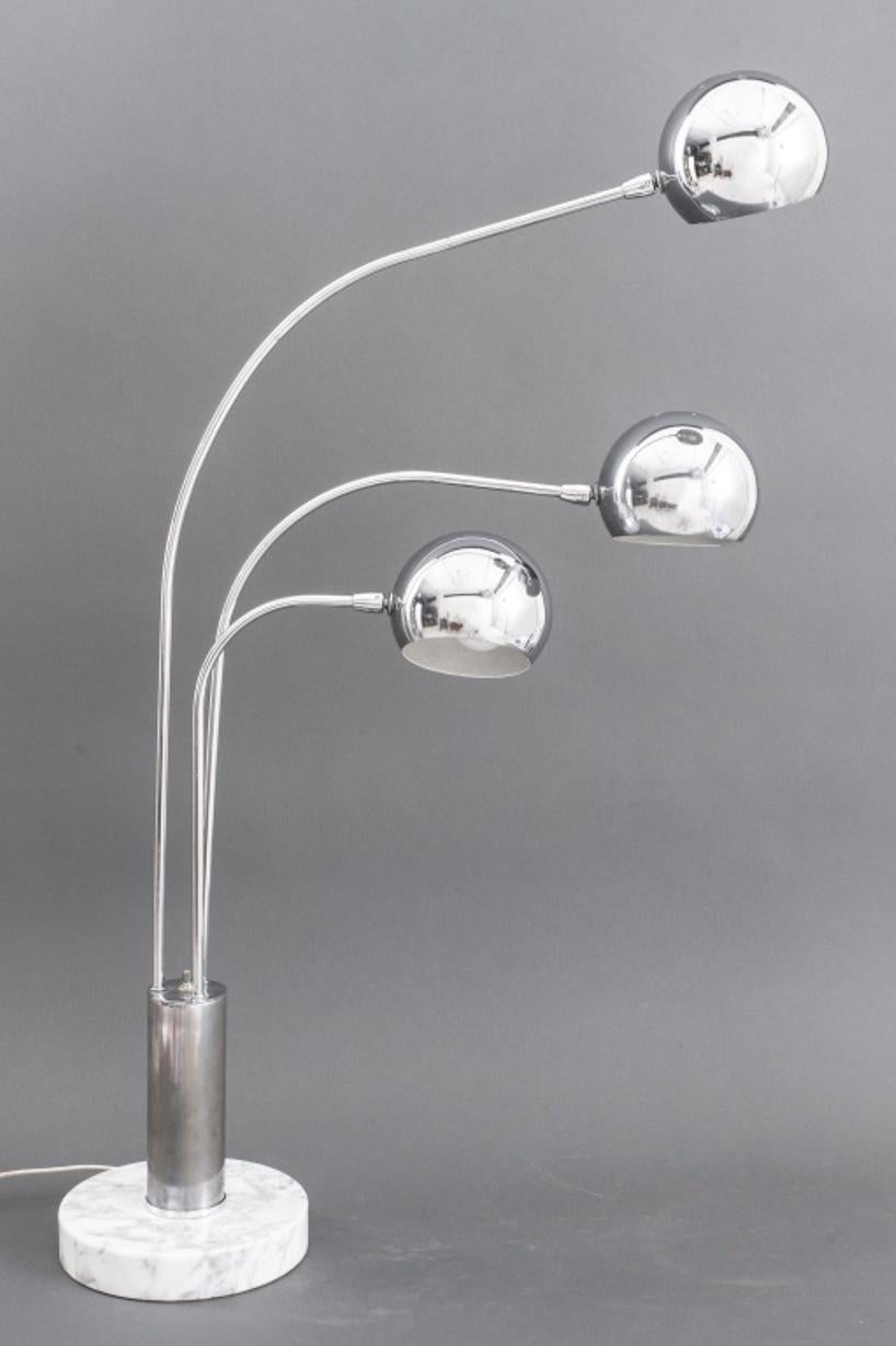 Mid-Century Modern Robert Sonneman Style Lamp In Good Condition For Sale In New York, NY