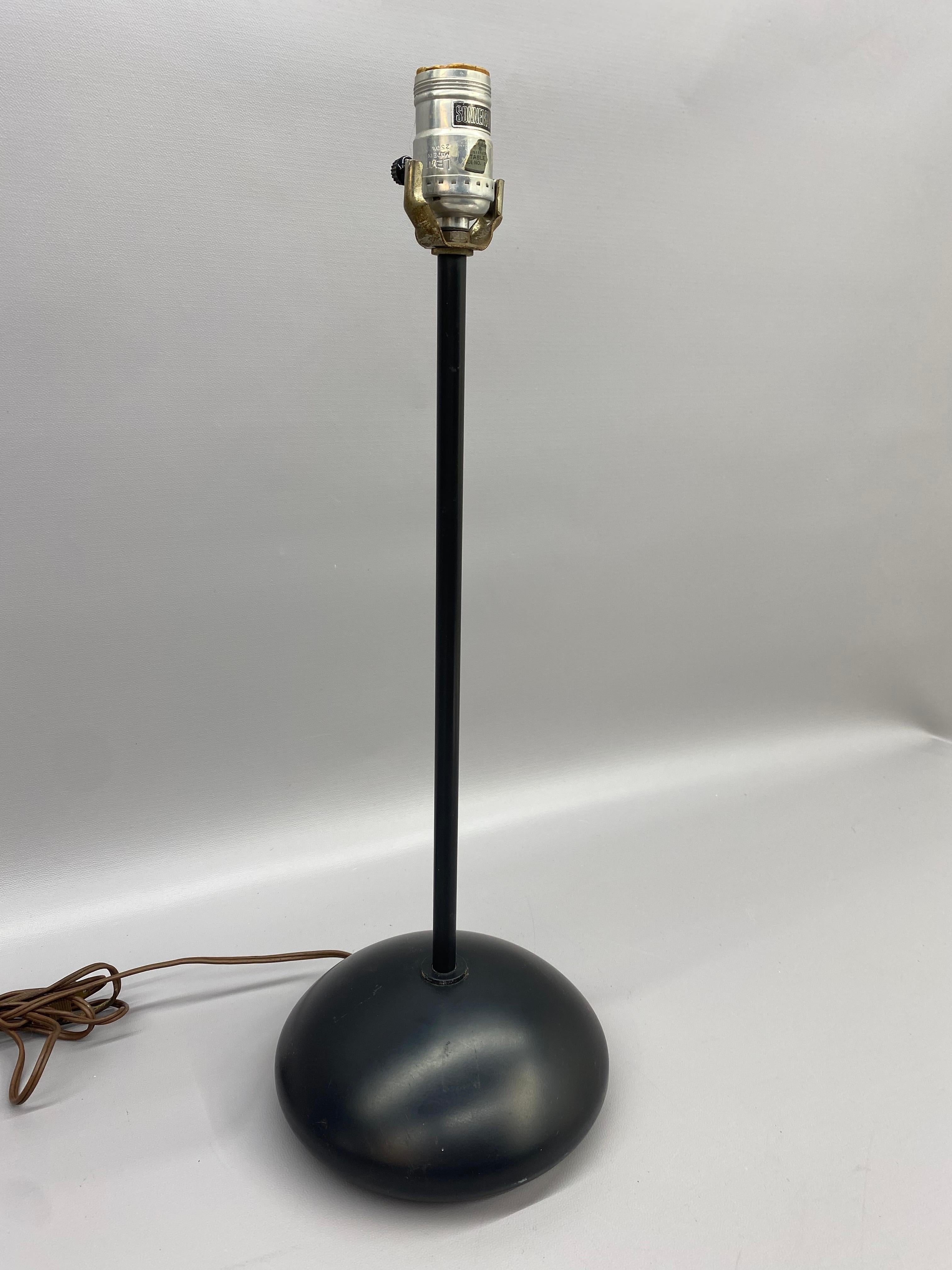 Mid-Century Modern Mid Century Modern Robert Sonneman Tear Drop Table Lamp For Sale