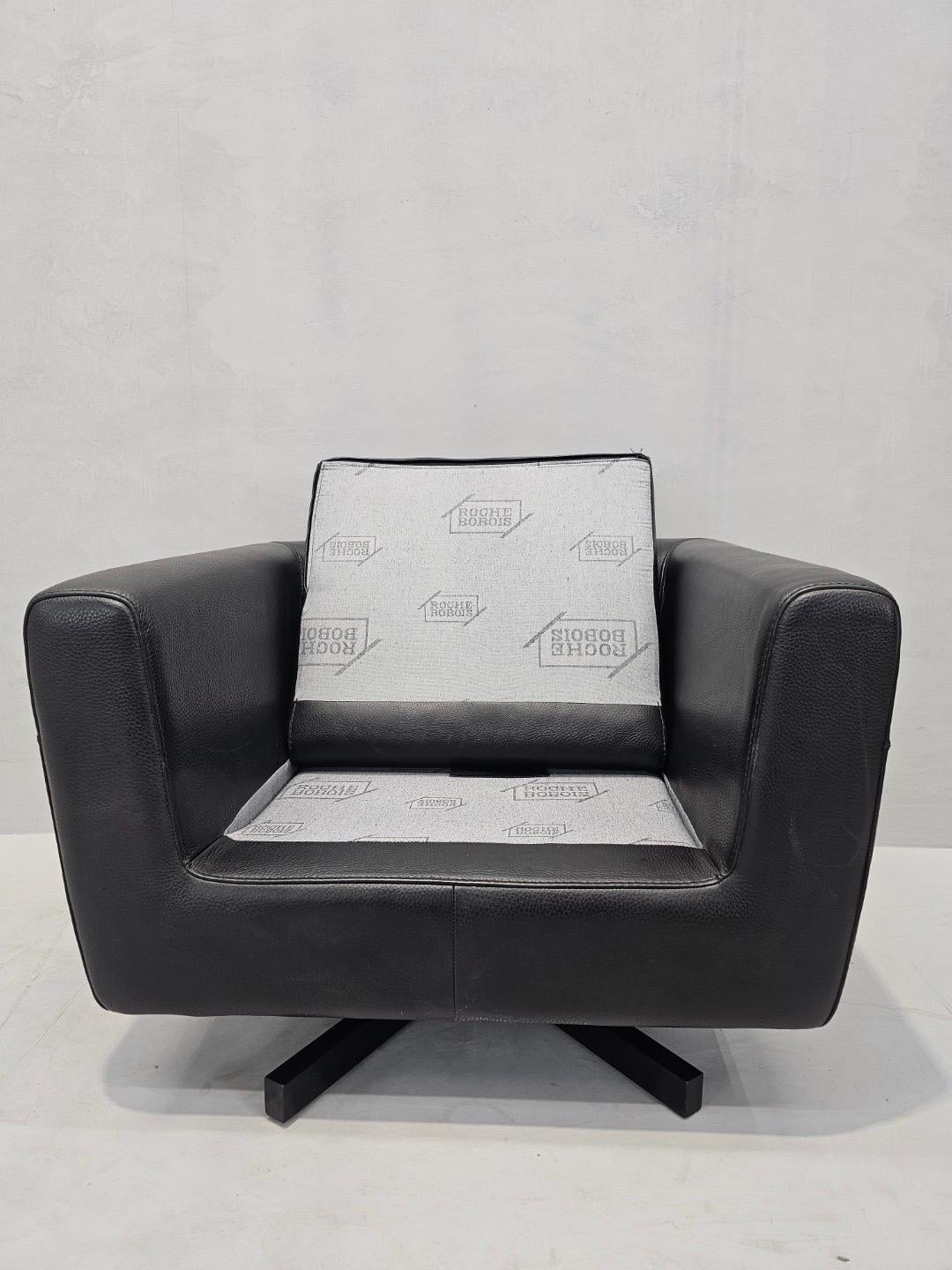 Mid Century Modern Roche Bobois Swivel Lounge Chair in Black Leather For Sale 4