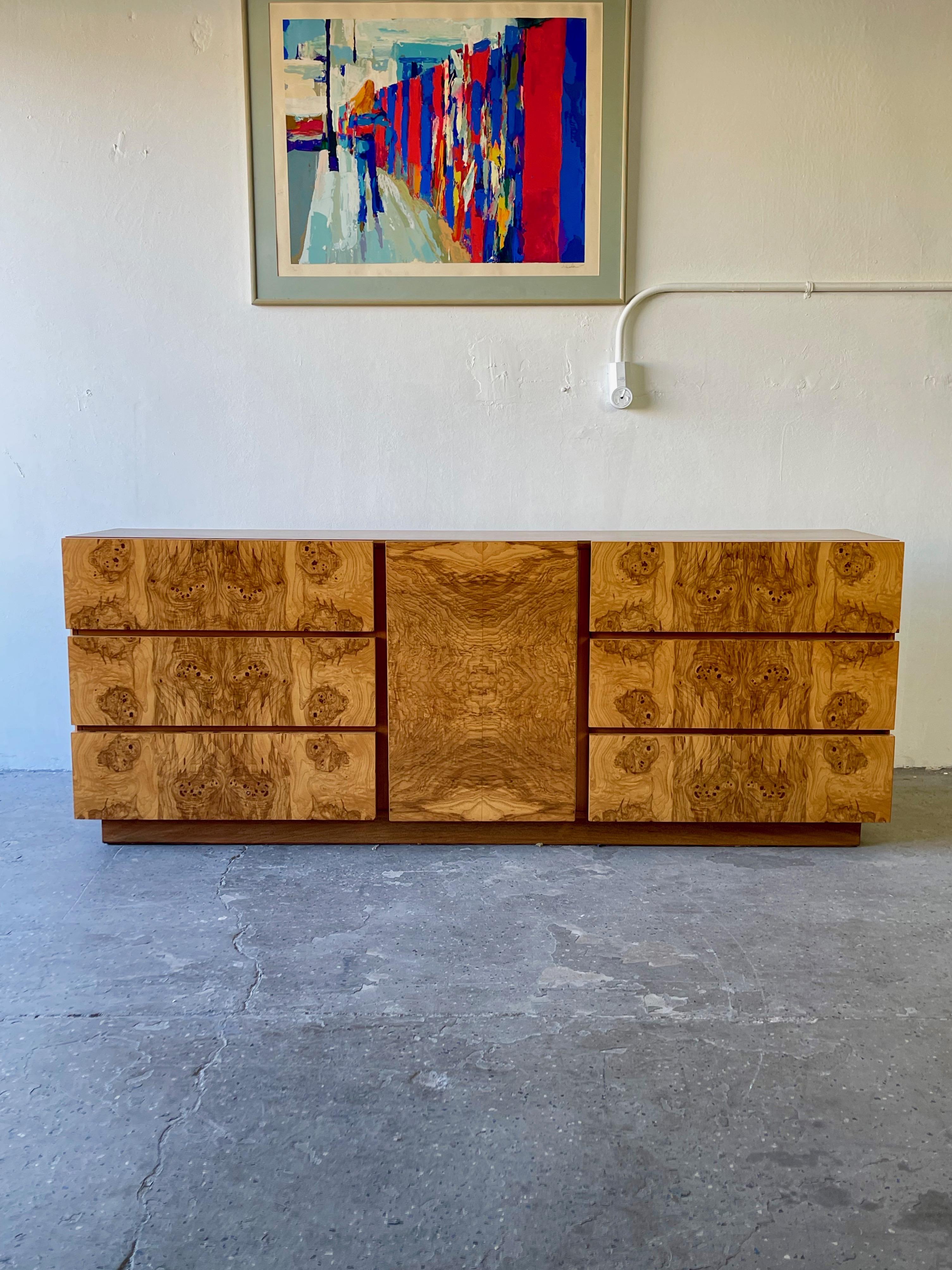 Mid-Century Modern Roland Carter for Lane Burl Wood Dresser / Credenza 10