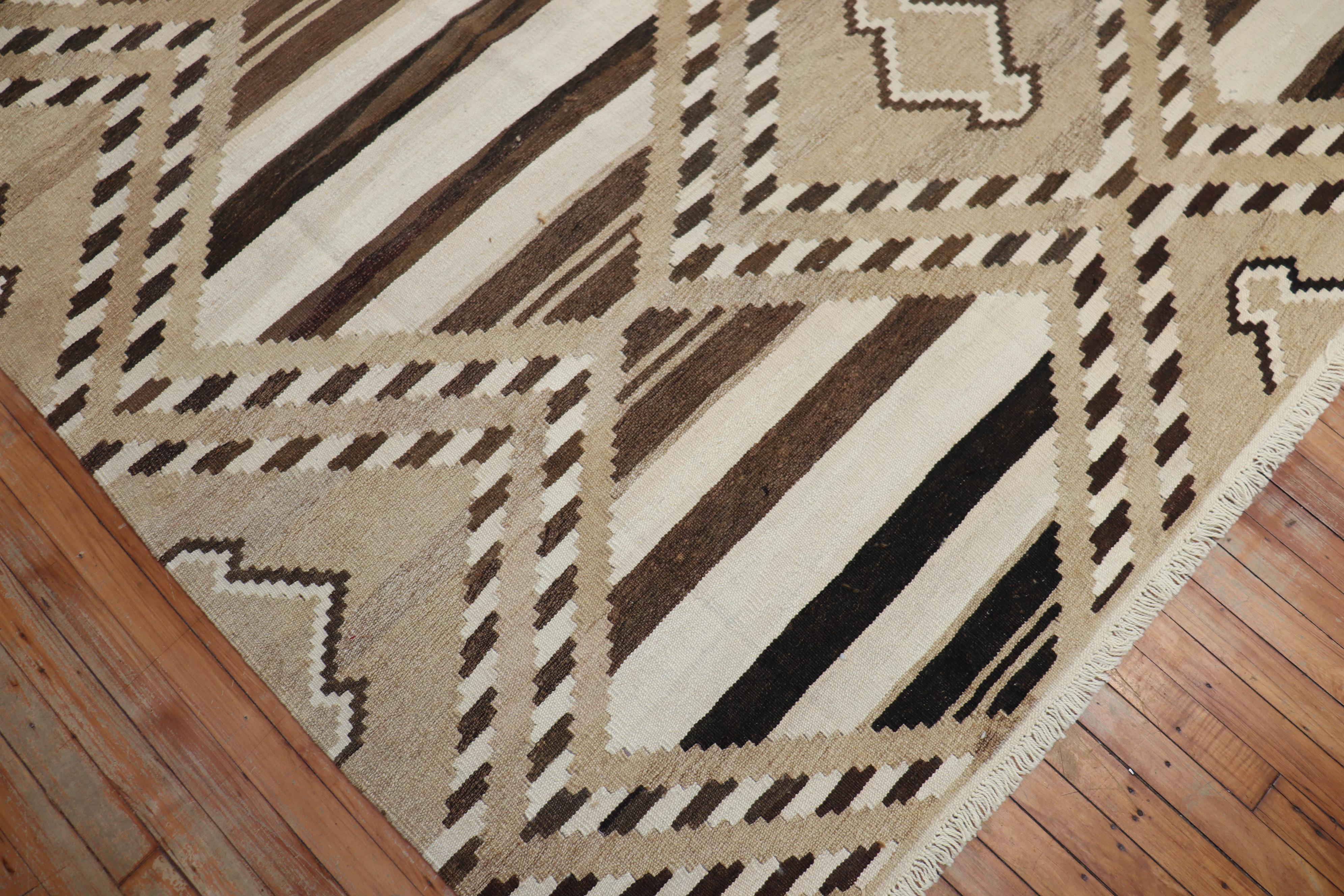 Mid-Century Modern Room Size Turkish Kilim For Sale 6