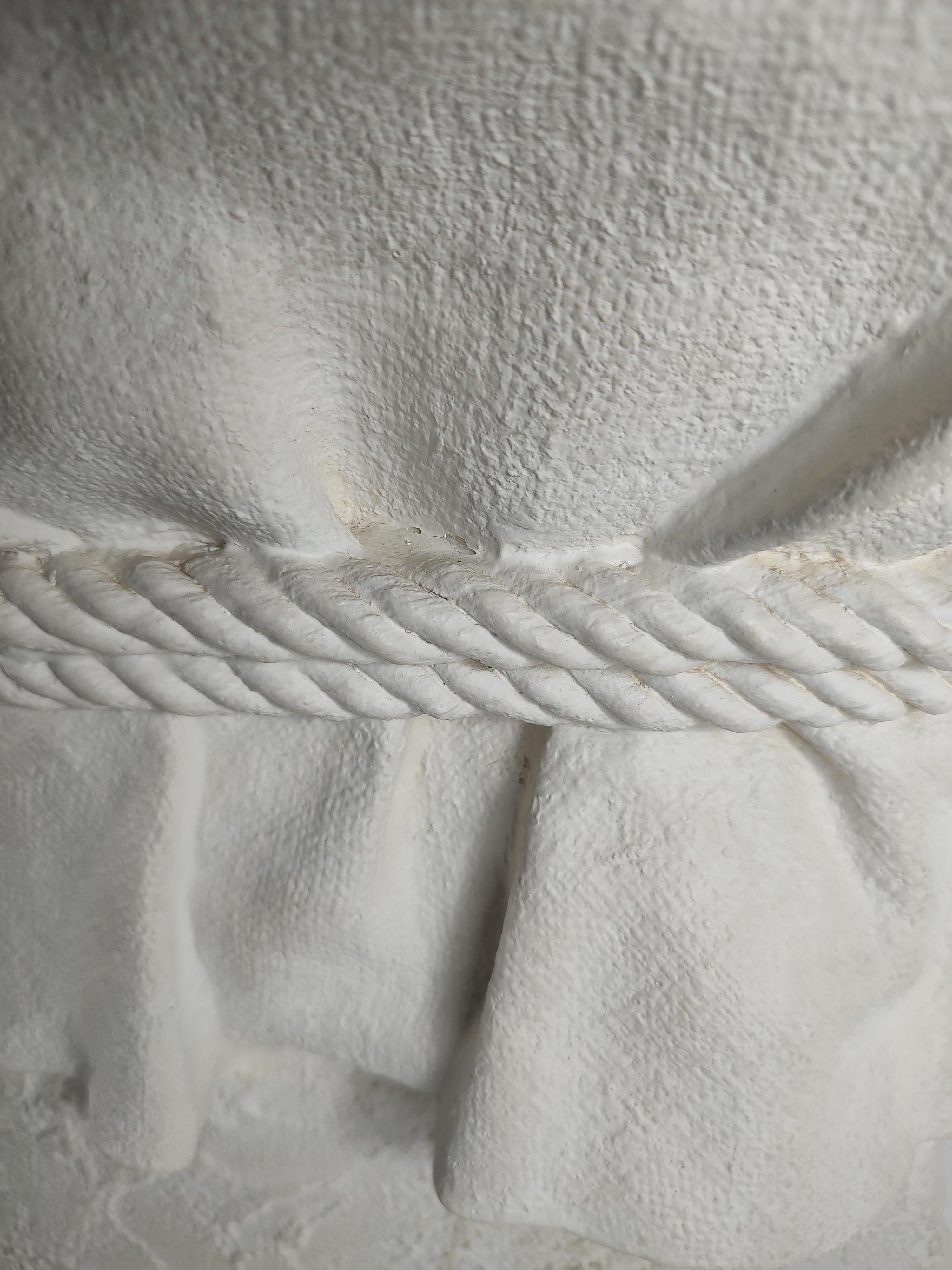 Beistelltisch aus Gips mit Seil und Quaste im Stil von John Dickinson, Moderne der Mitte des Jahrhunderts im Zustand „Gut“ im Angebot in Port Jervis, NY