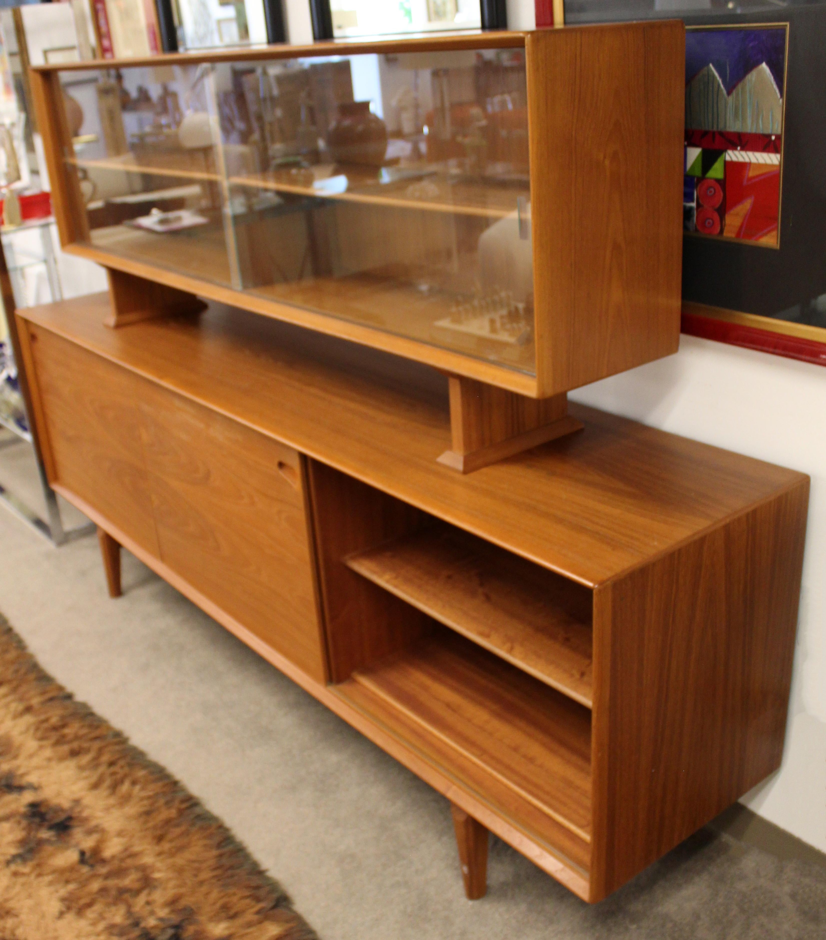 Mid-20th Century Mid-Century Modern Rosengren Hansen Dyrlund Danish Teak Credenza & Hutch, 1960s