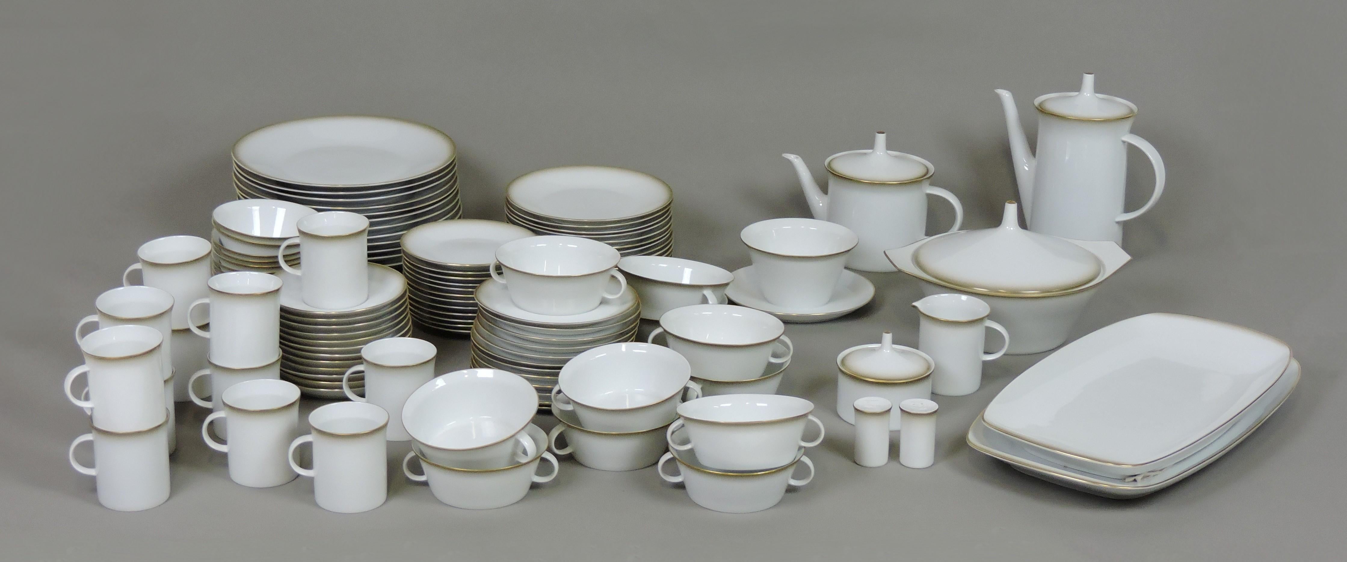 Mid-Century Modern Rosenthal Berlin Dinnerware Service for 12 + Serving Pieces 8