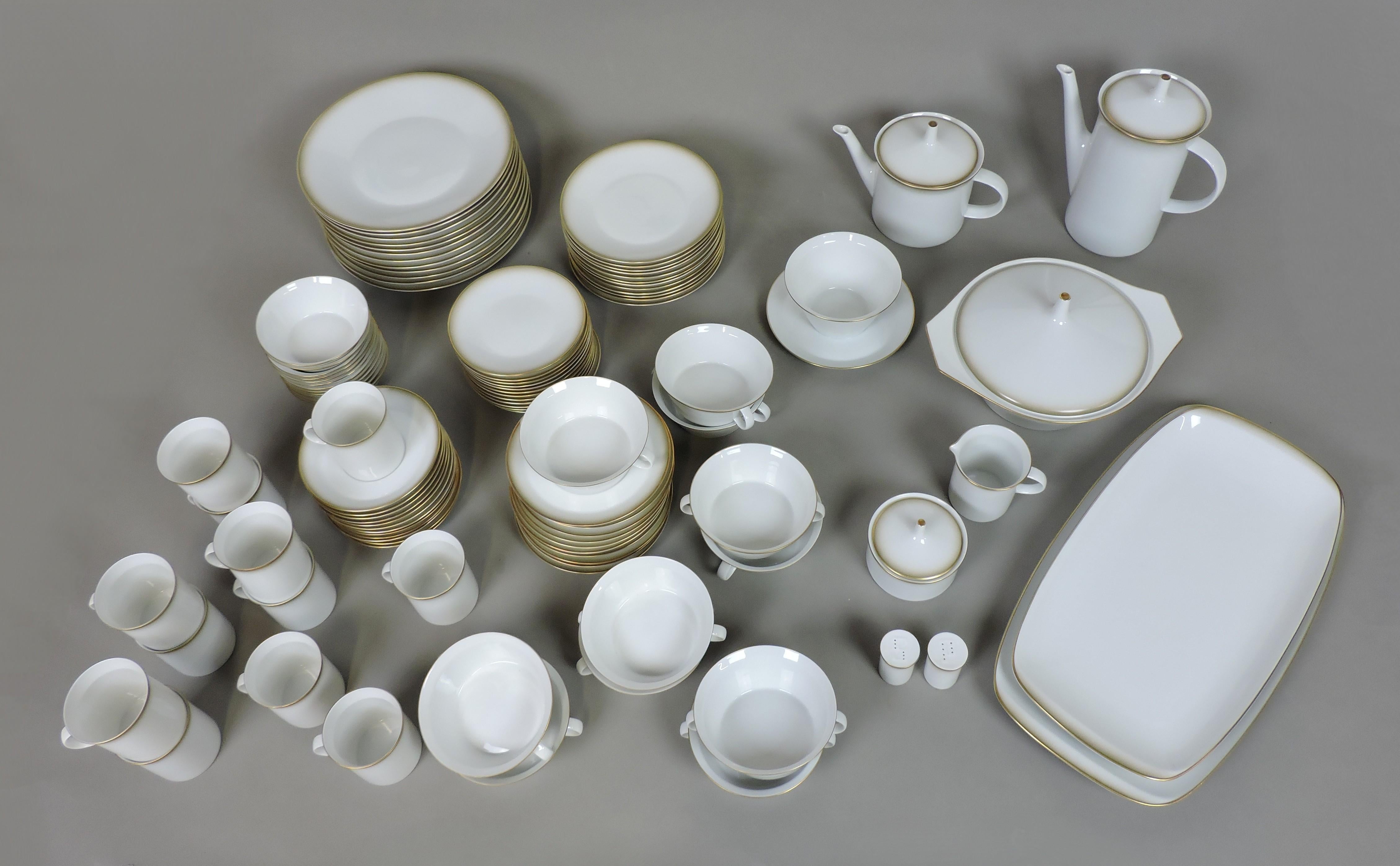 Rosenthal Berlin, Mid-Century Modern, Tafelgeschirrservice für 12 + Servierbesteck (Moderne der Mitte des Jahrhunderts)