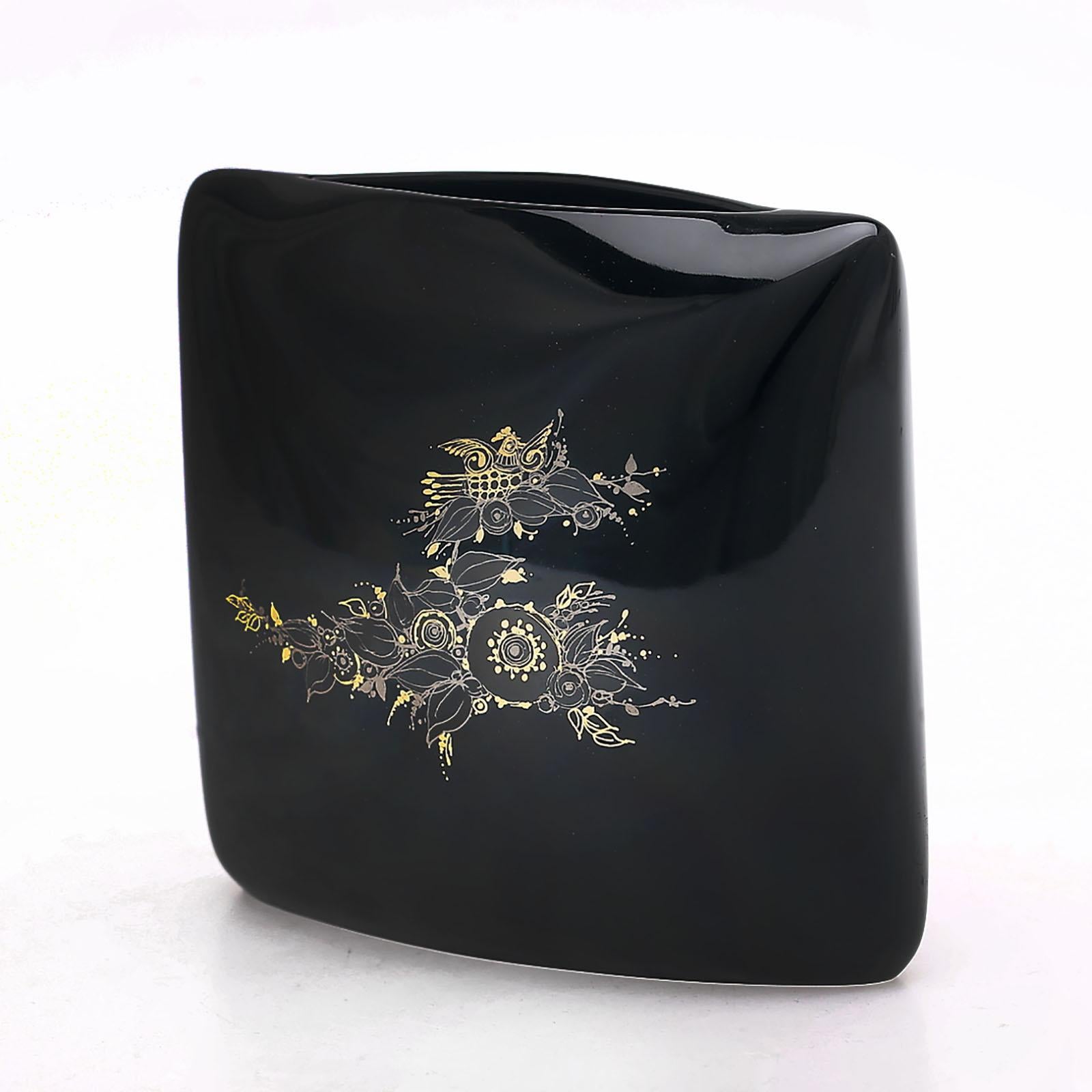 Allemand Vase en porcelaine noire de Rosenthal Björn Wiinblad Modernity en vente