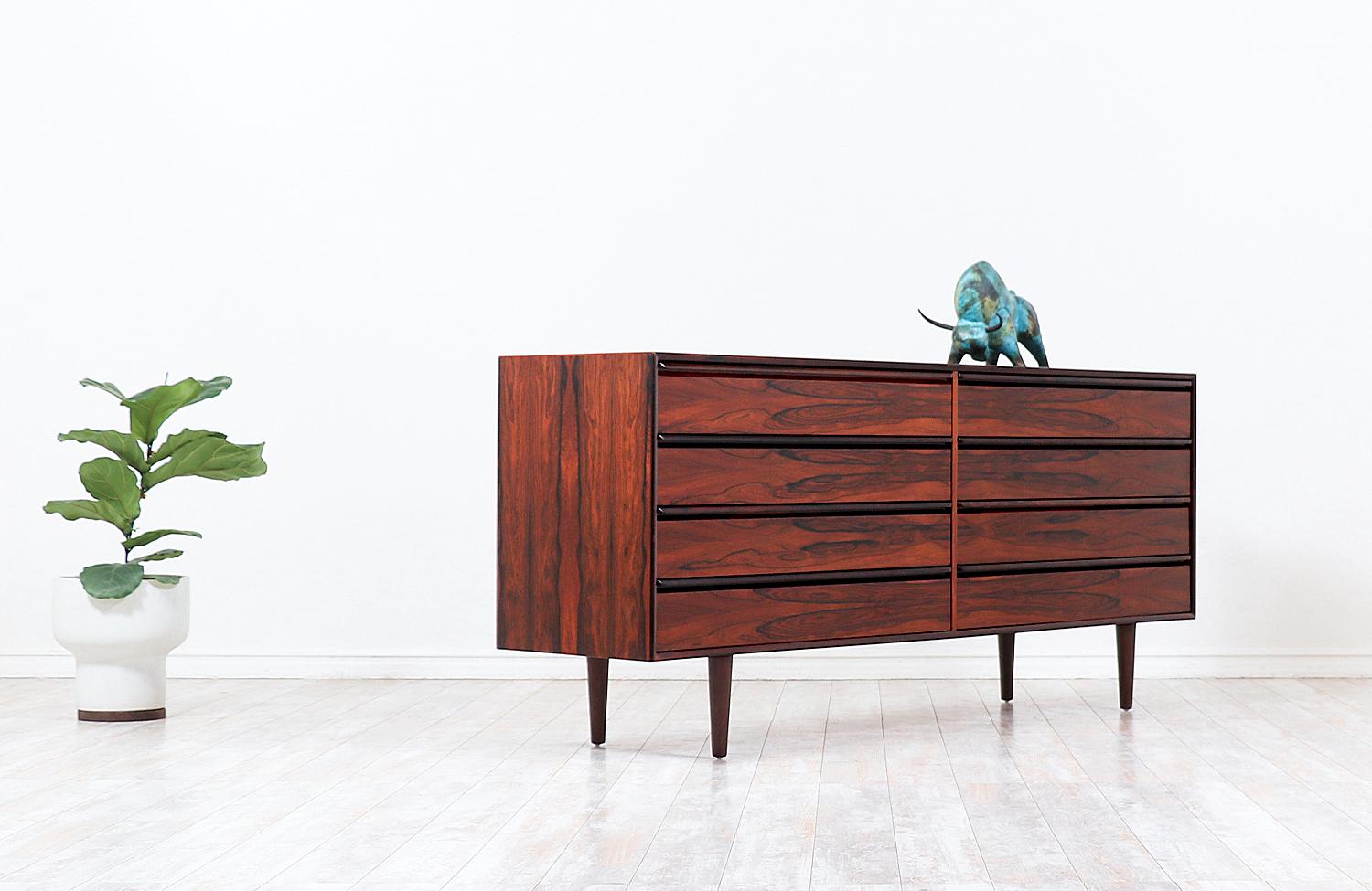 Scandinavian Modern Mid-Century Modern Rosewood 8- Drawer Dresser by Westnofa