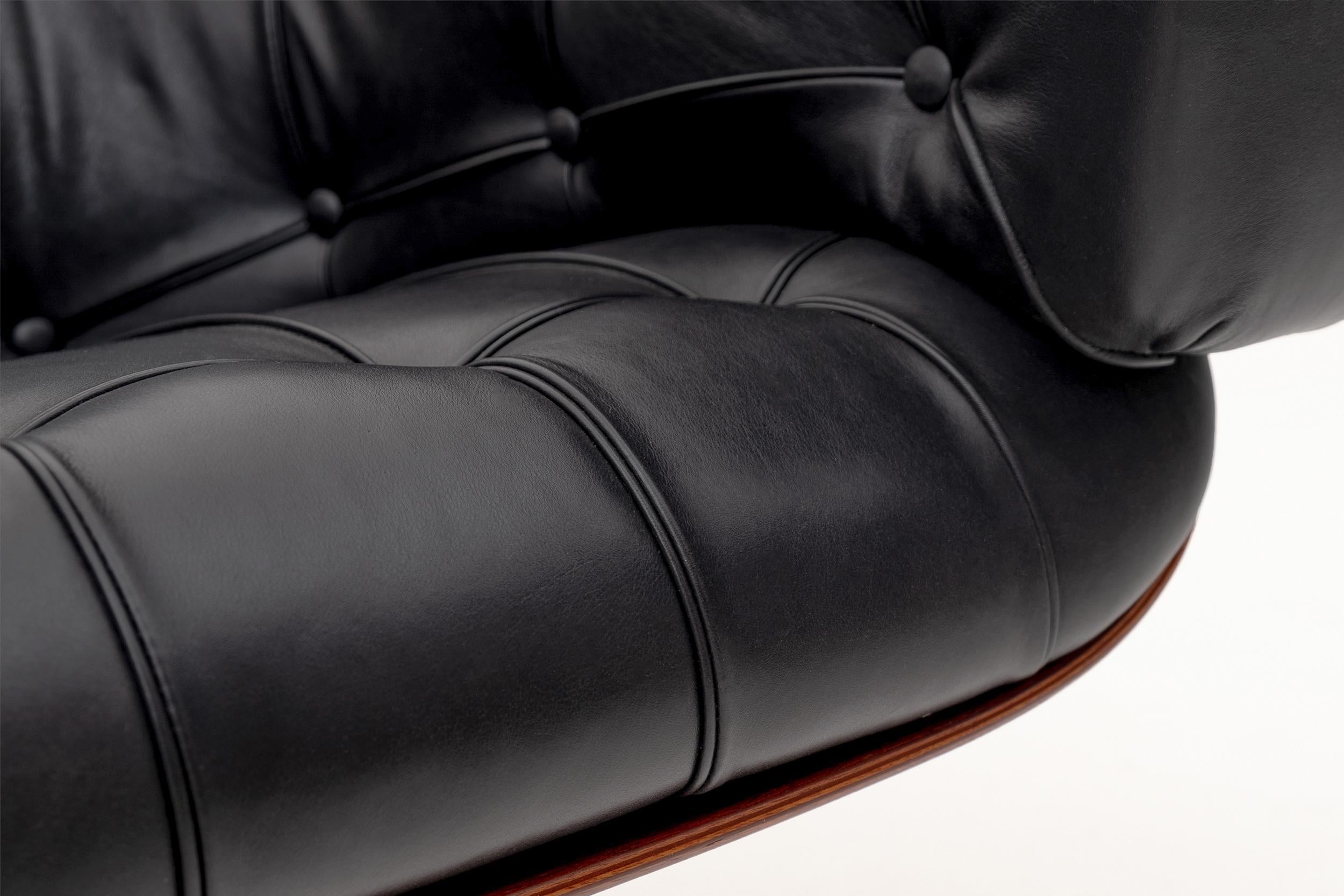 Mid-20th Century Mid-Century Modern Rosewood and Black Leather Lounge Chair by Martin Grierson