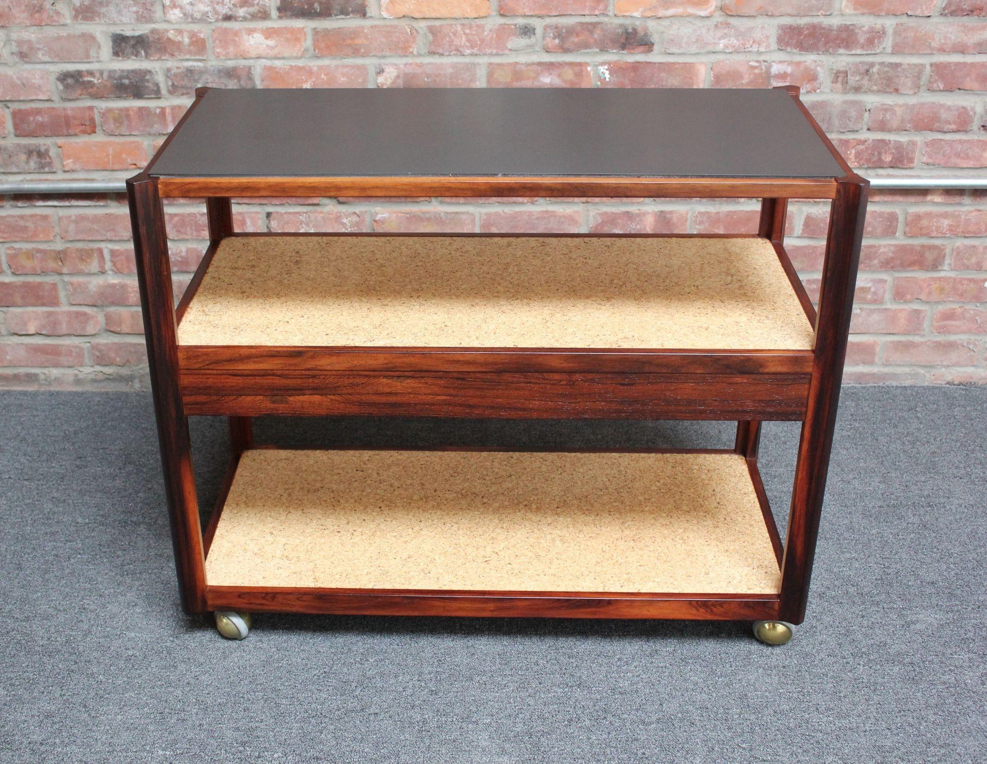 Mid-Century Modern Rosewood and Cork Bar Cart by Roger Sprunger for Dunbar For Sale 7