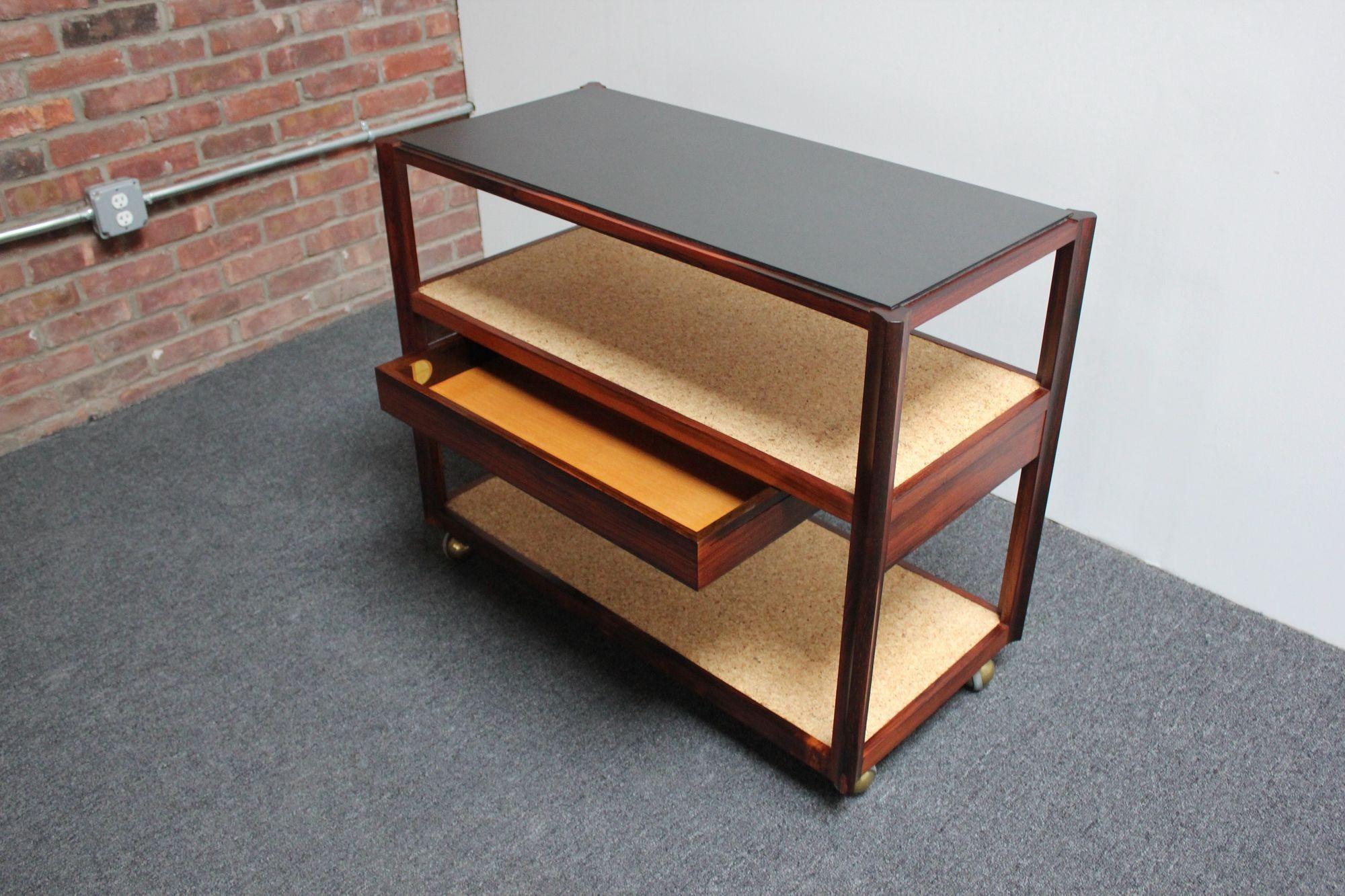 American Mid-Century Modern Rosewood and Cork Bar Cart by Roger Sprunger for Dunbar For Sale