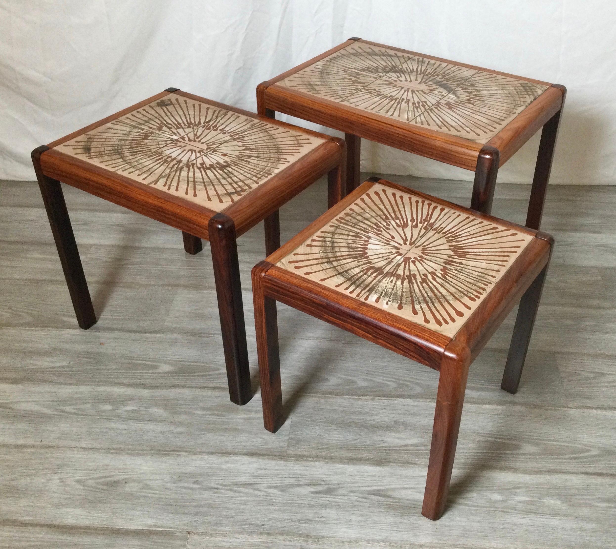 Mid-Century Modern Rosewood and Tile Set of Three Stack Tables In Excellent Condition For Sale In Lambertville, NJ