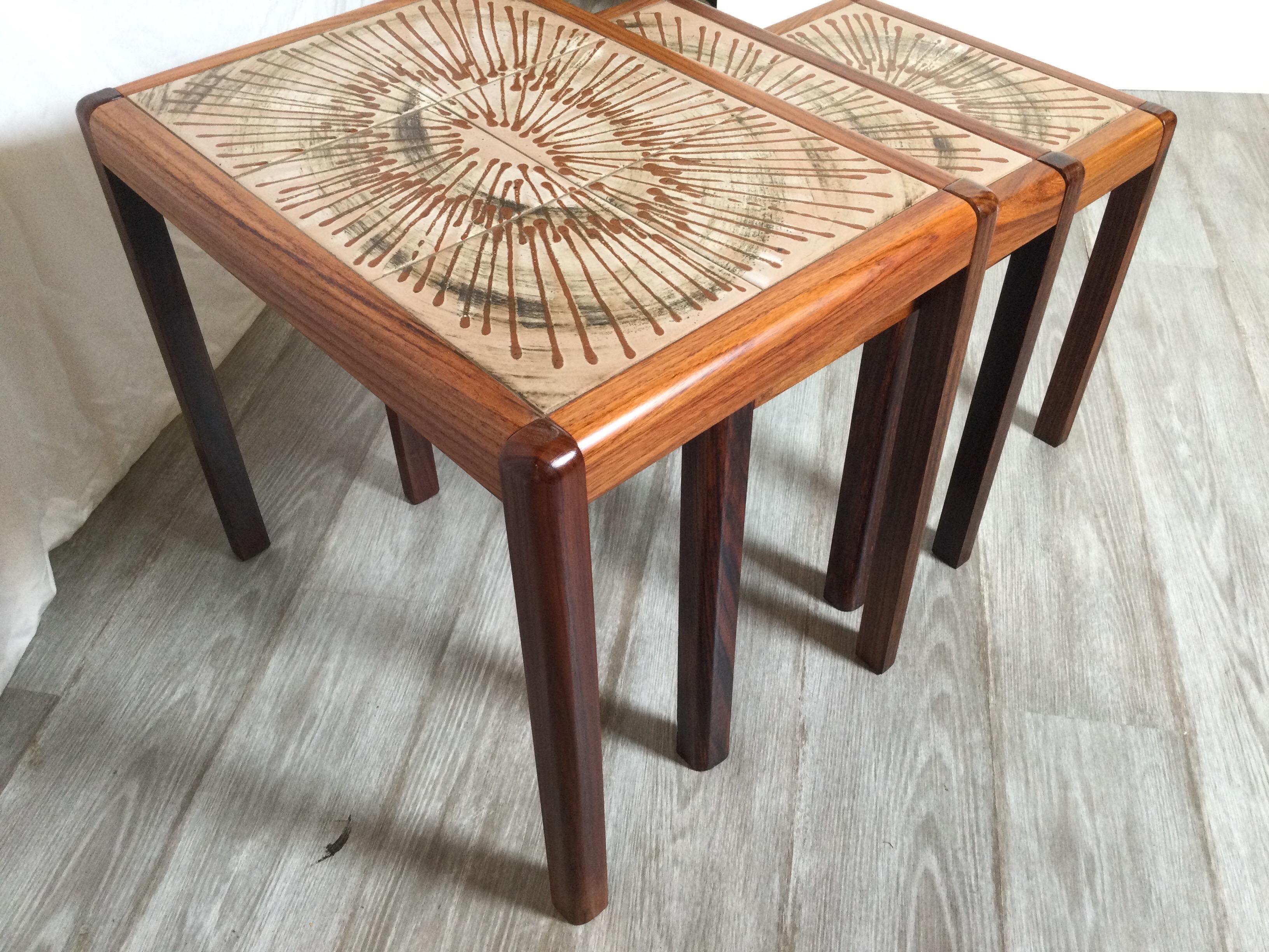 Mid-Century Modern Rosewood and Tile Set of Three Stack Tables For Sale 1