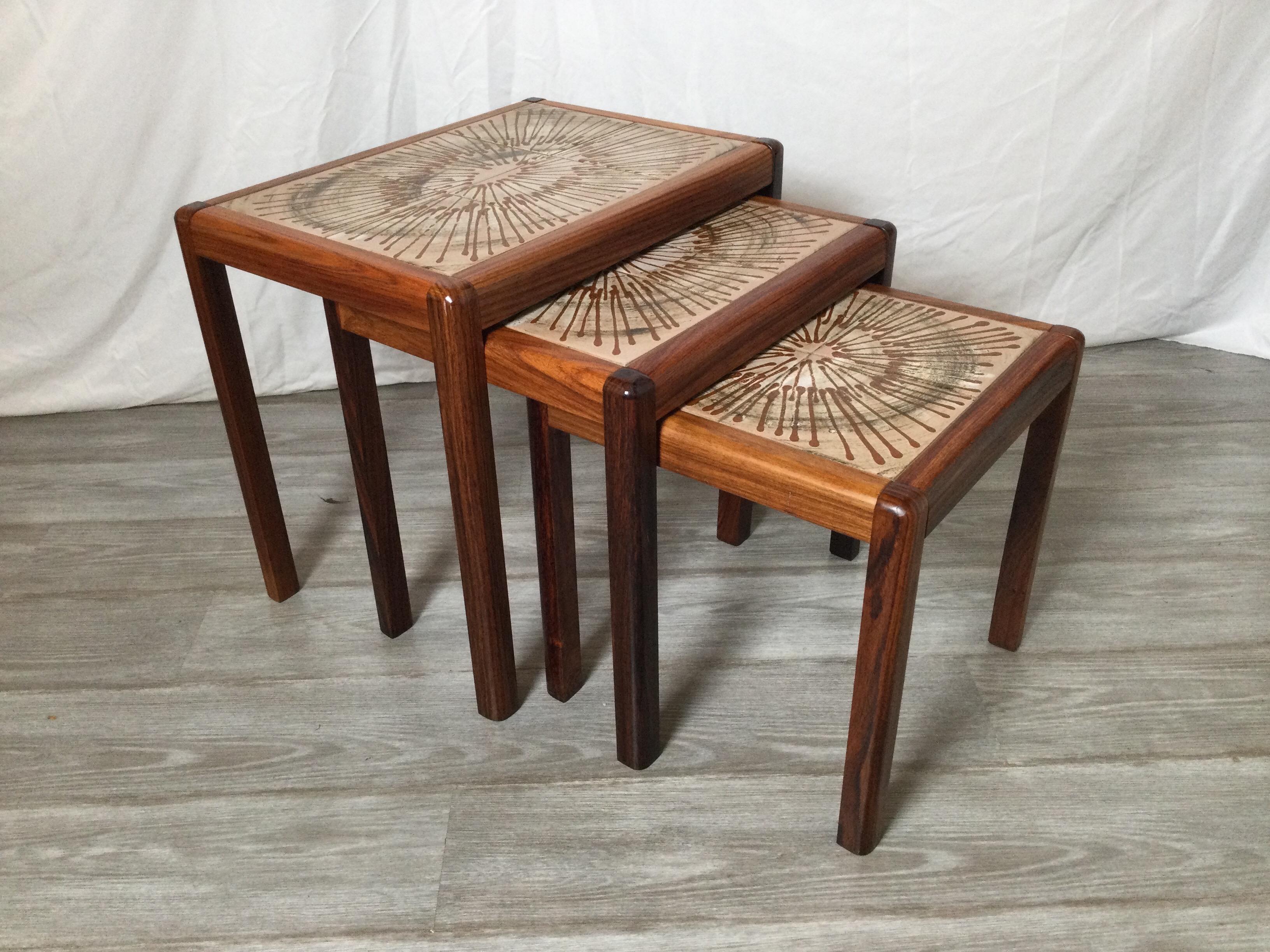 Mid-Century Modern Rosewood and Tile Set of Three Stack Tables For Sale 2