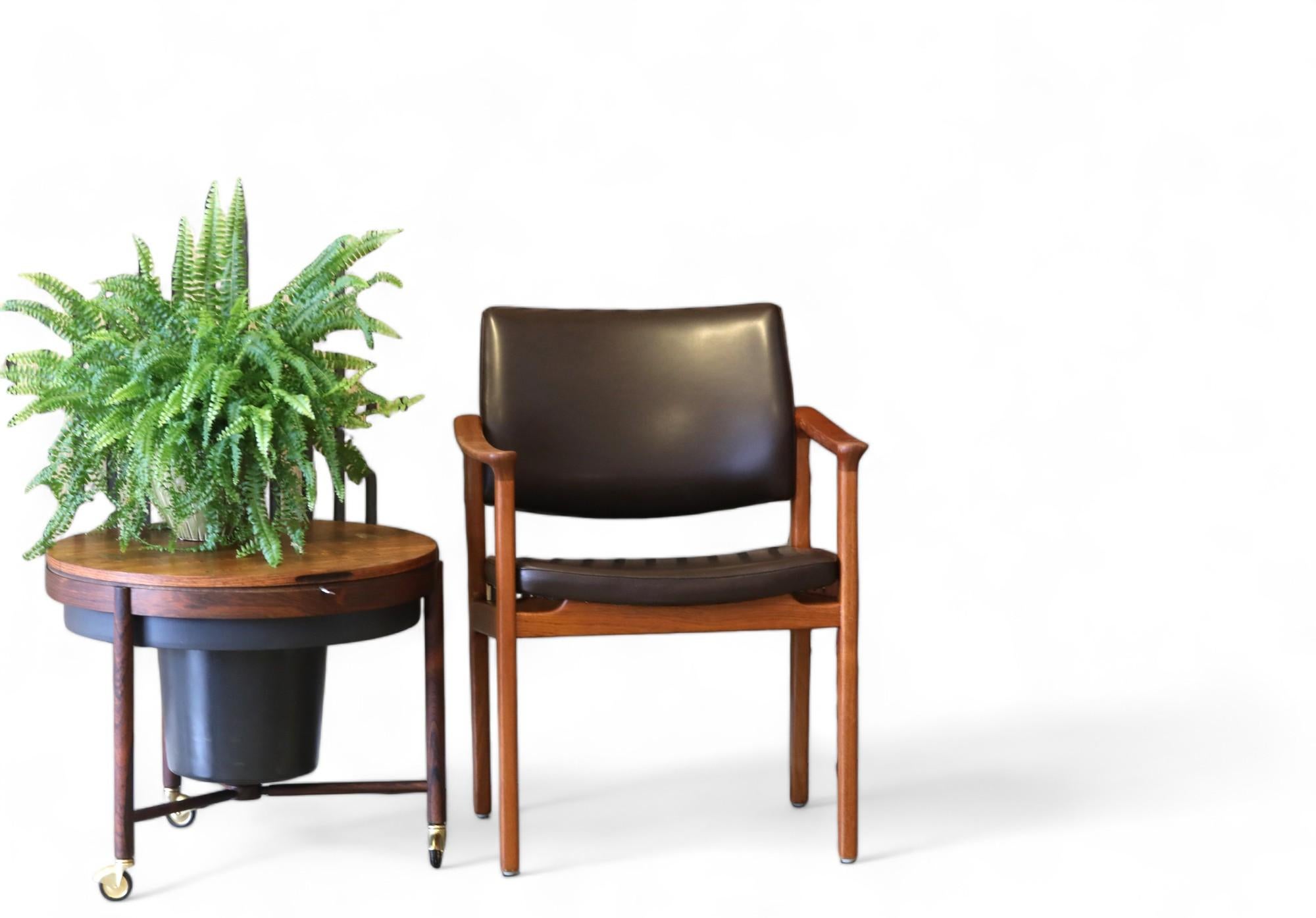 Mid-Century Modern Rosewood Cocktail Bar Accent Table, Relling & Rastad, Norway In Good Condition For Sale In Laxå, SE