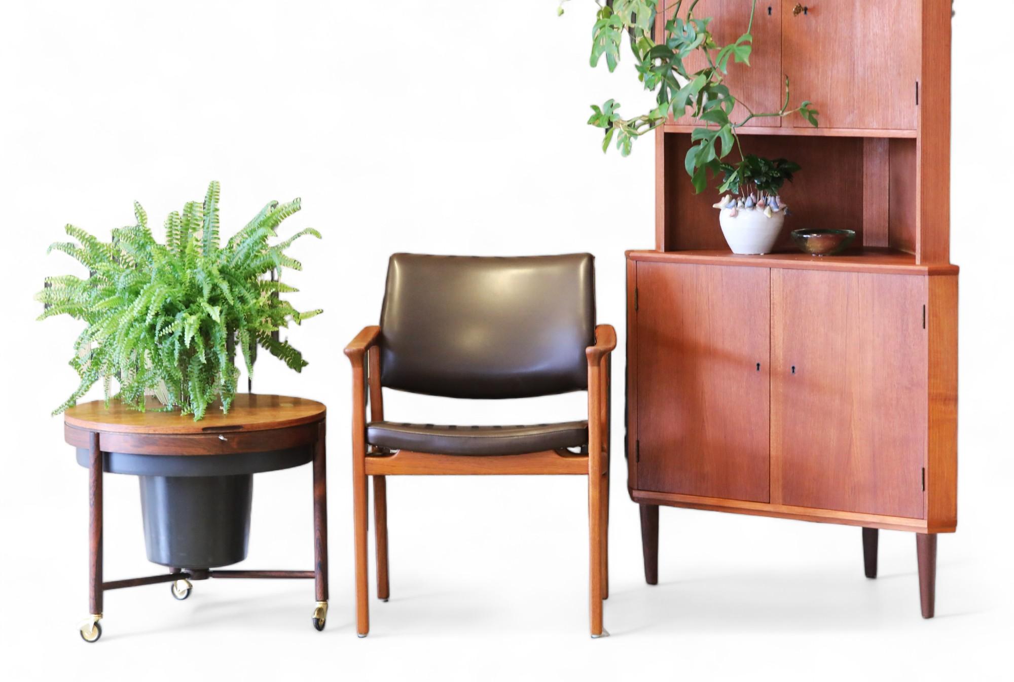 Mid-Century Modern Rosewood Cocktail Bar Accent Table, Relling & Rastad, Norway For Sale 1