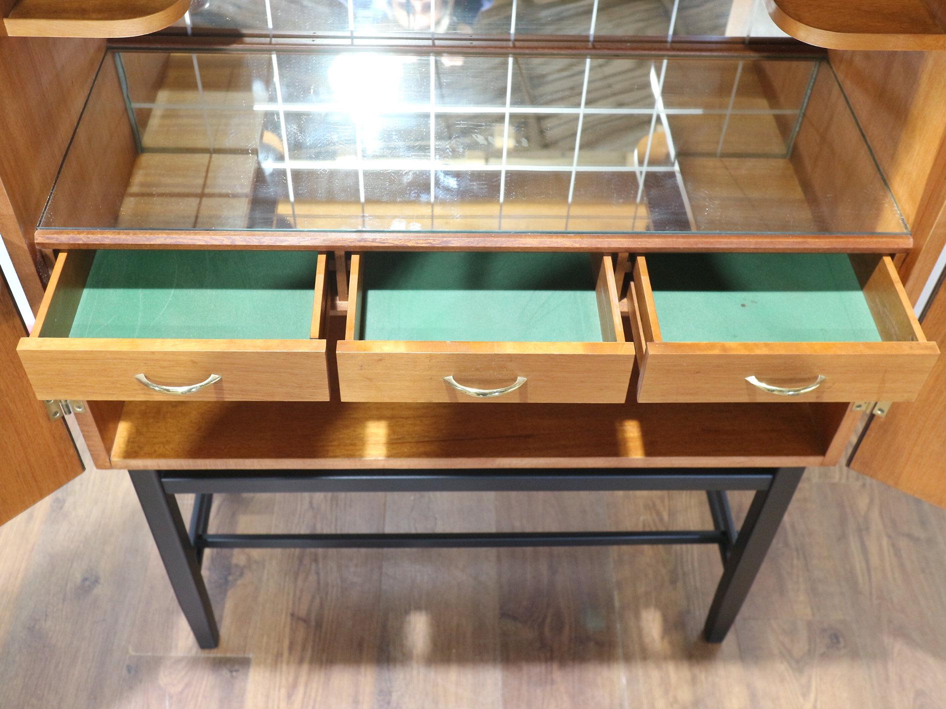 Mueble bar de palisandro moderno de mediados de siglo de Förenade Möbler Linköping en venta 5