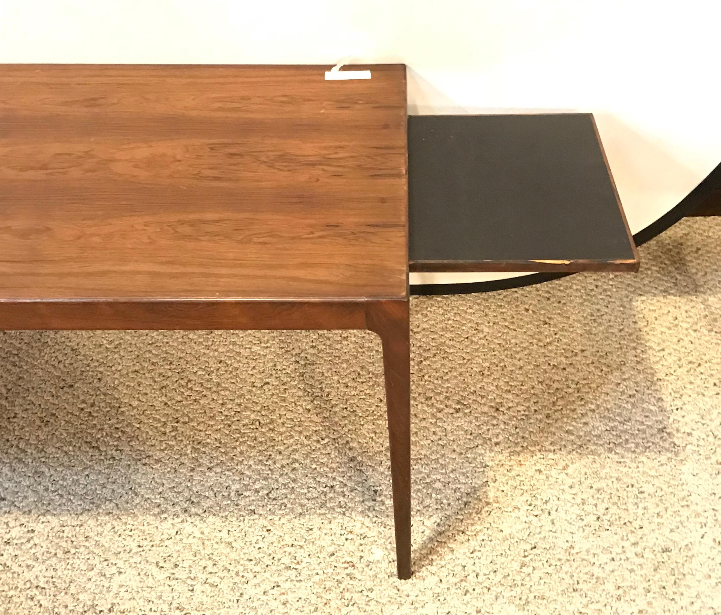 Mid-Century Modern Rosewood Coffee or Low Table with Pull Out Sides 9