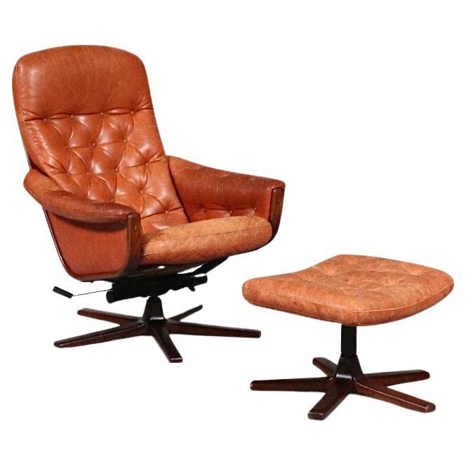 Mid-Century Modern Rosewood 
Cognac Leather Reclining Lounge Chair For Sale