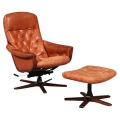 Chaise longue inclinable en bois de rose et cuir cognac de style moderne du milieu du siècle