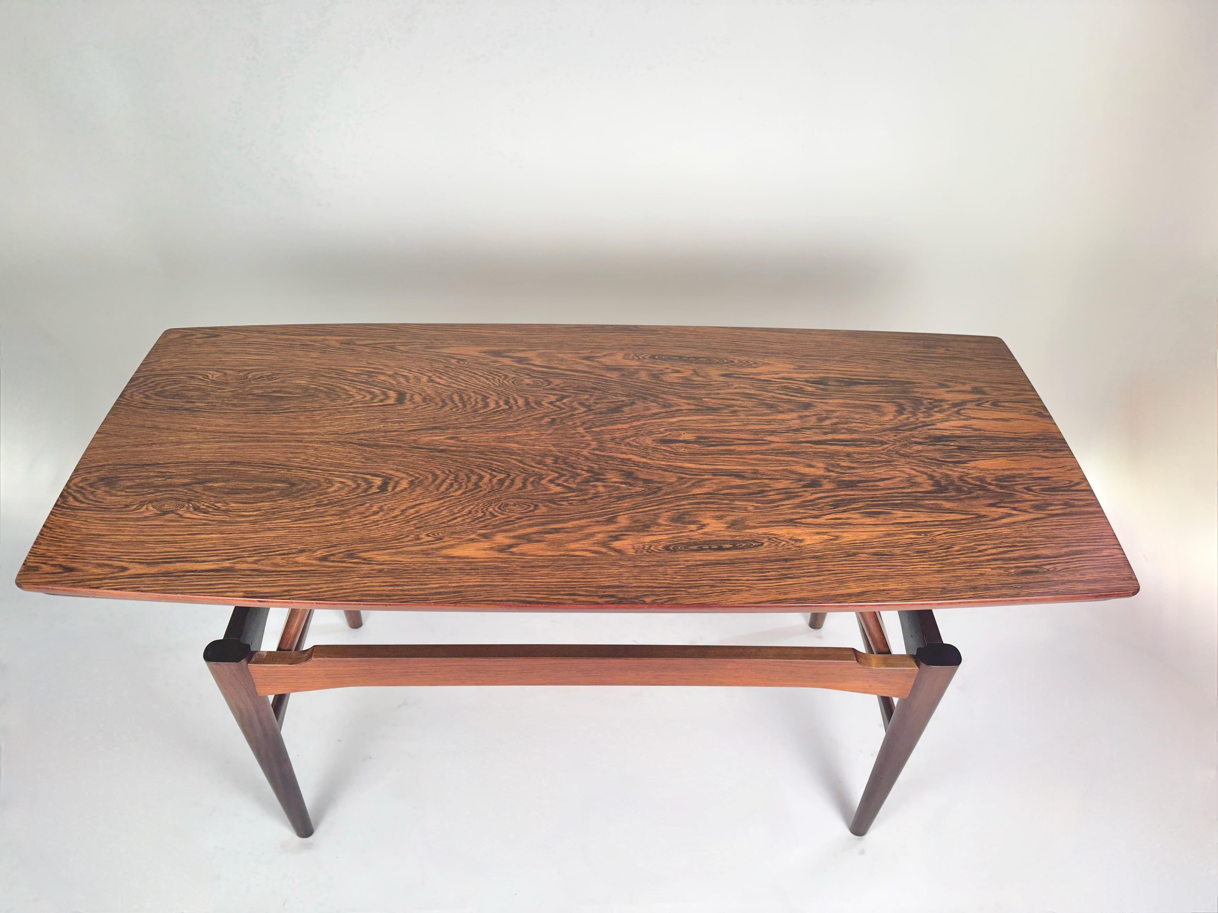 Mid-Century Modern Rosewood Console/Coffee Table, Denmark, 1950 In Good Condition In Madrid, ES