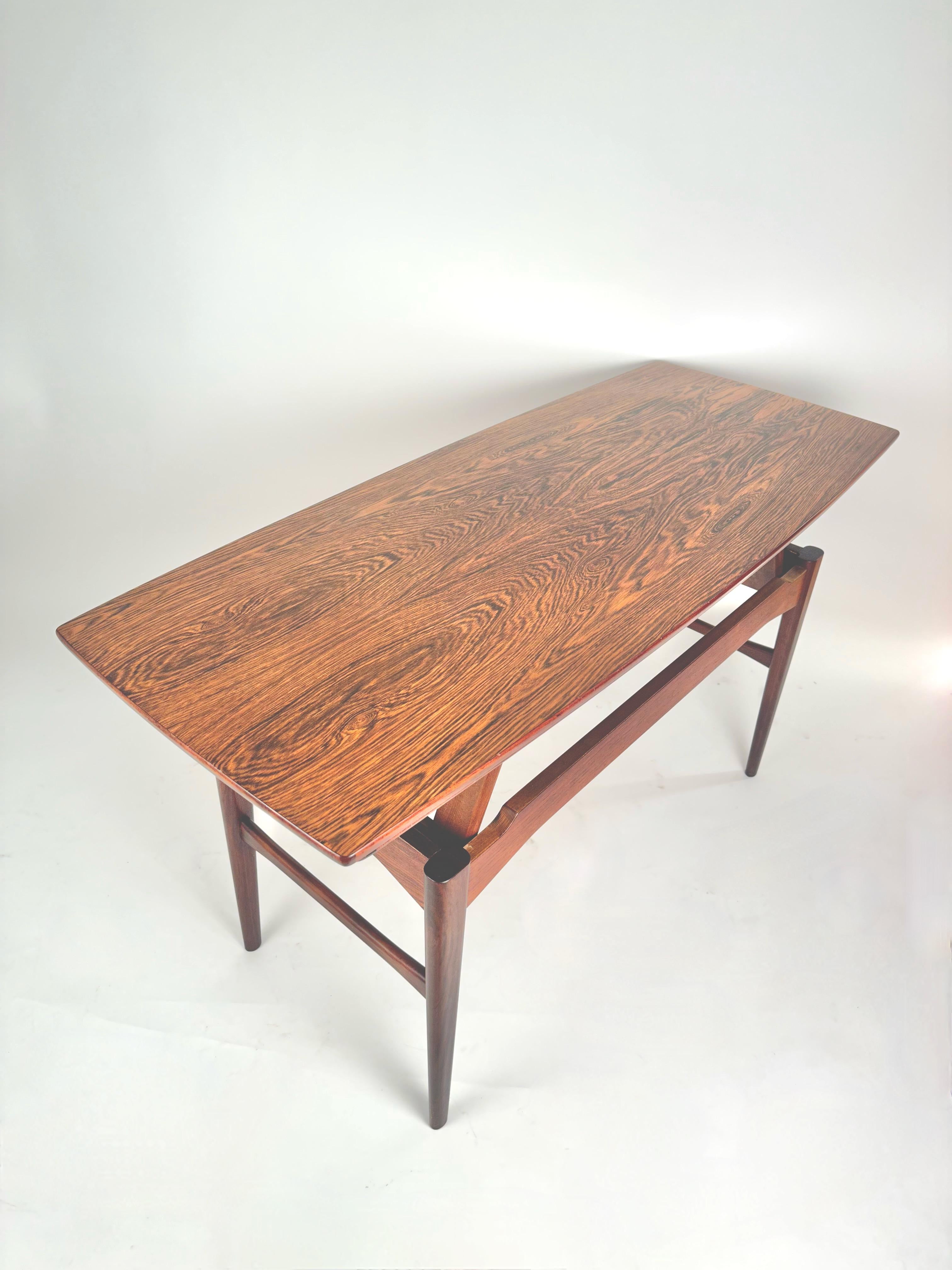 Mid-20th Century Mid-Century Modern Rosewood Console/Coffee Table, Denmark, 1950