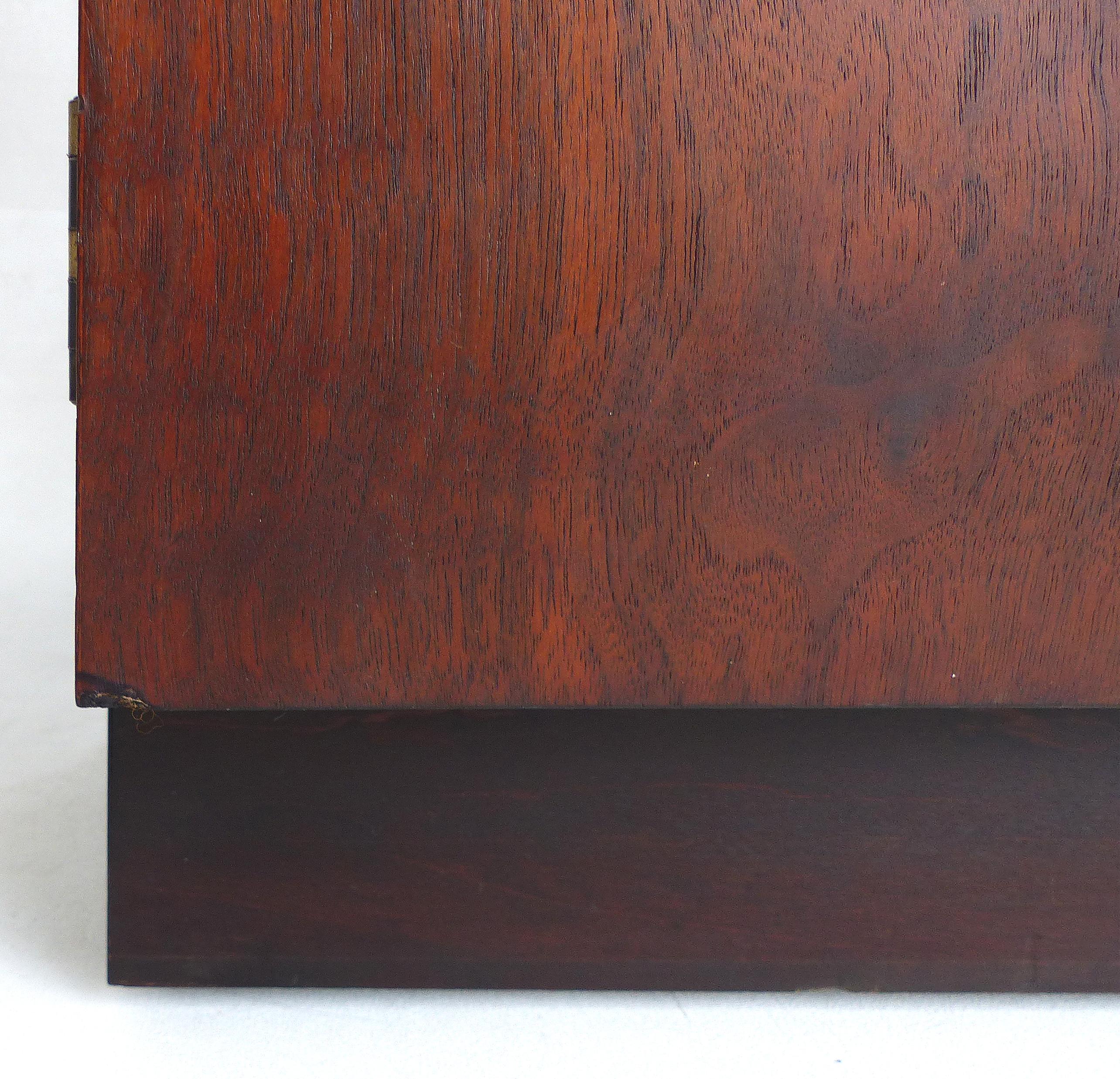 Mid-Century Modern Rosewood Credenza 9