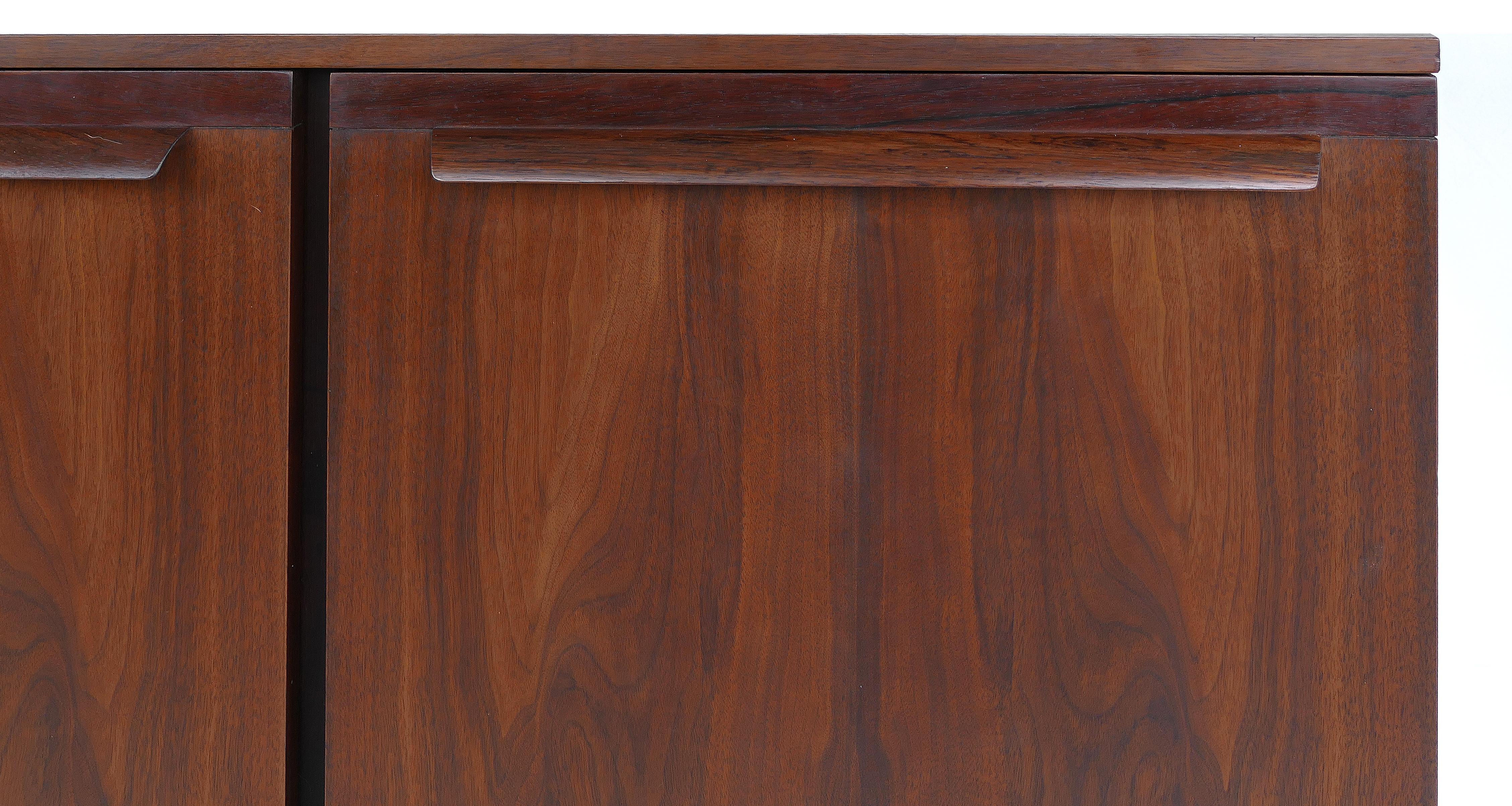 Mid-Century Modern Rosewood Credenza 5