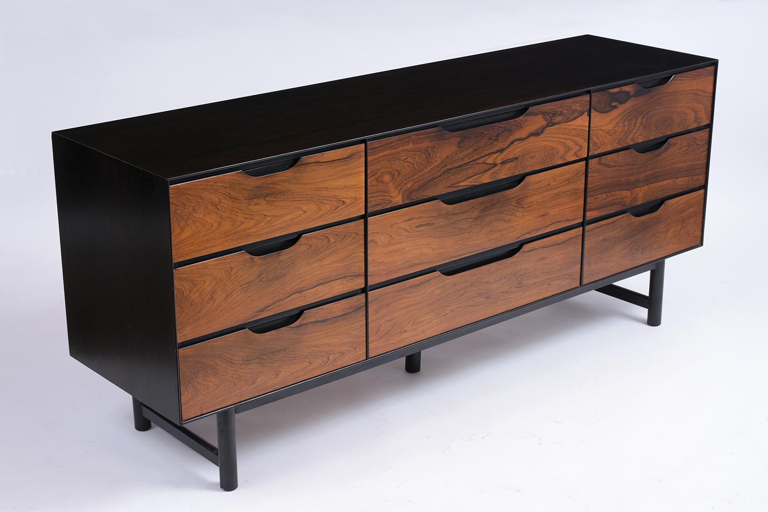 1960's Mid-Century Modern Rosewood Credenza In Good Condition In Los Angeles, CA